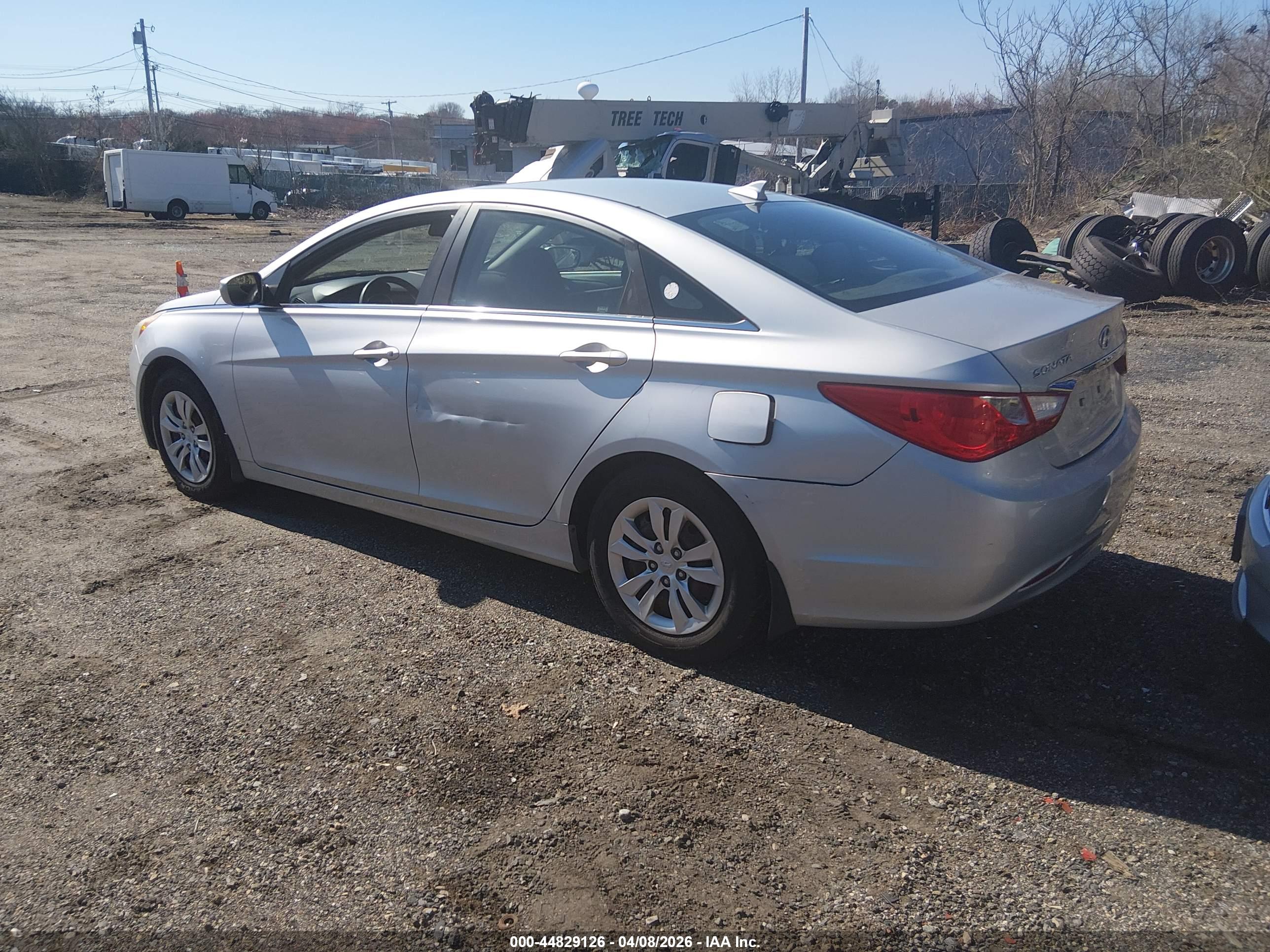HYUNDAI SONATA image 3