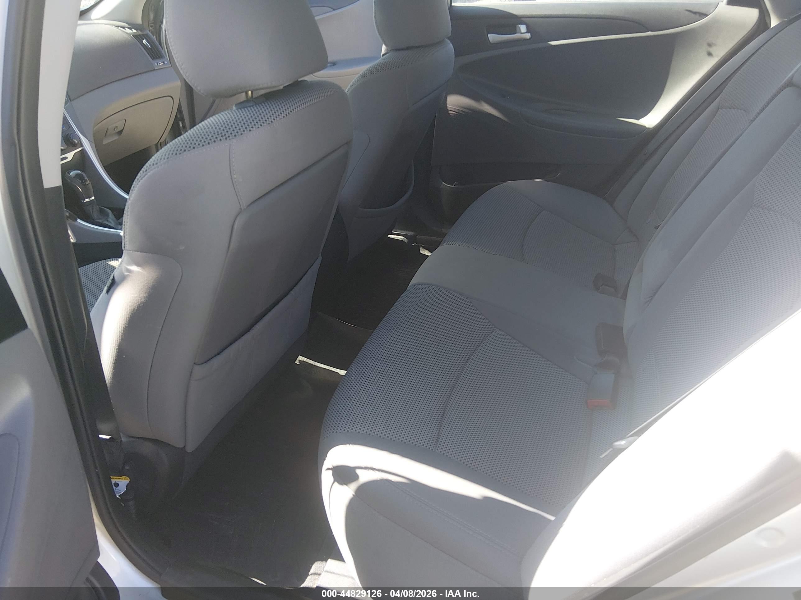 HYUNDAI SONATA image 8
