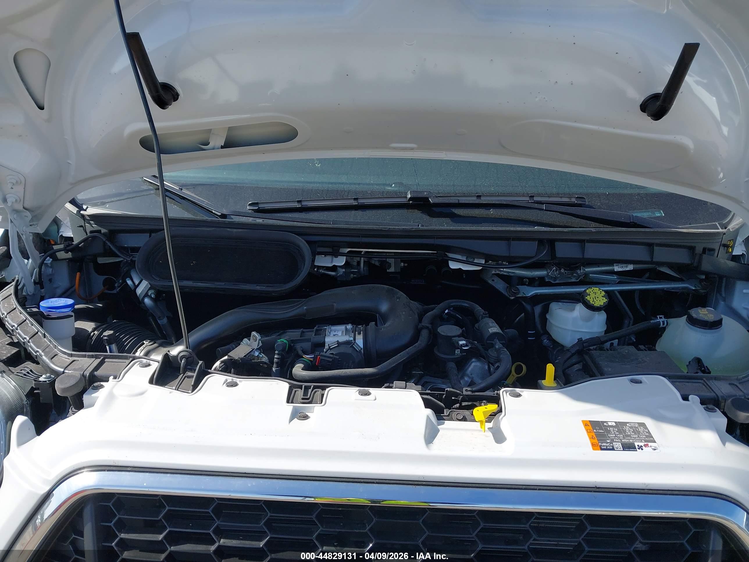 FORD TRANSIT-350 image 10