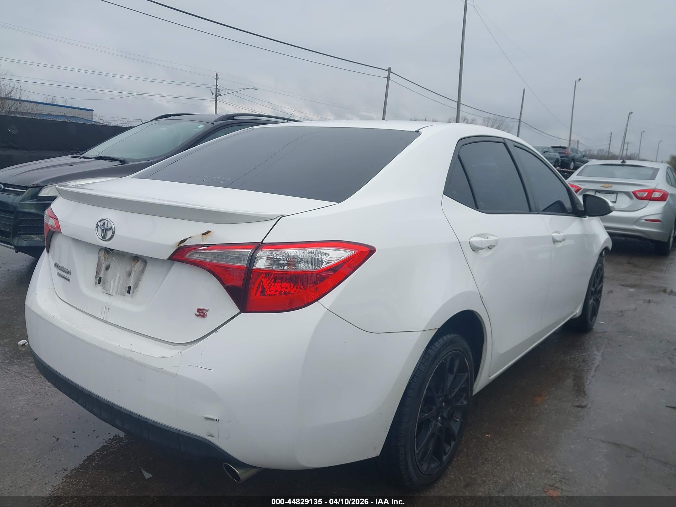 TOYOTA COROLLA image 4