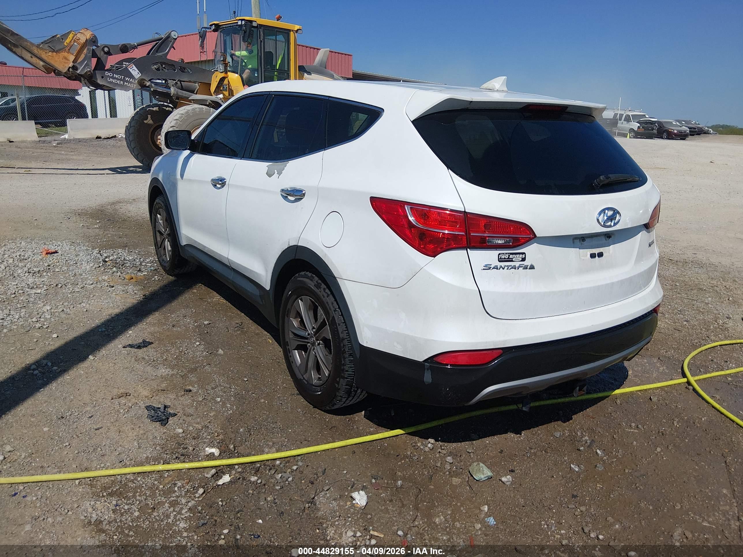 HYUNDAI SANTA image 3