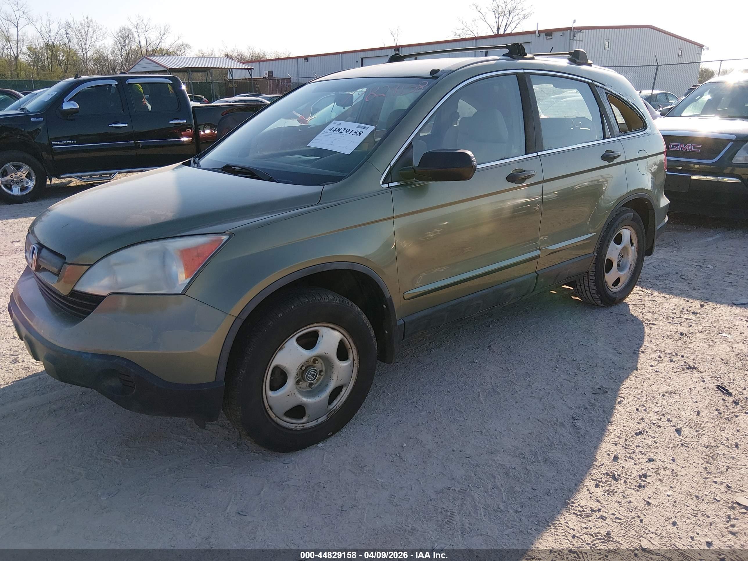 HONDA CR-V image 2