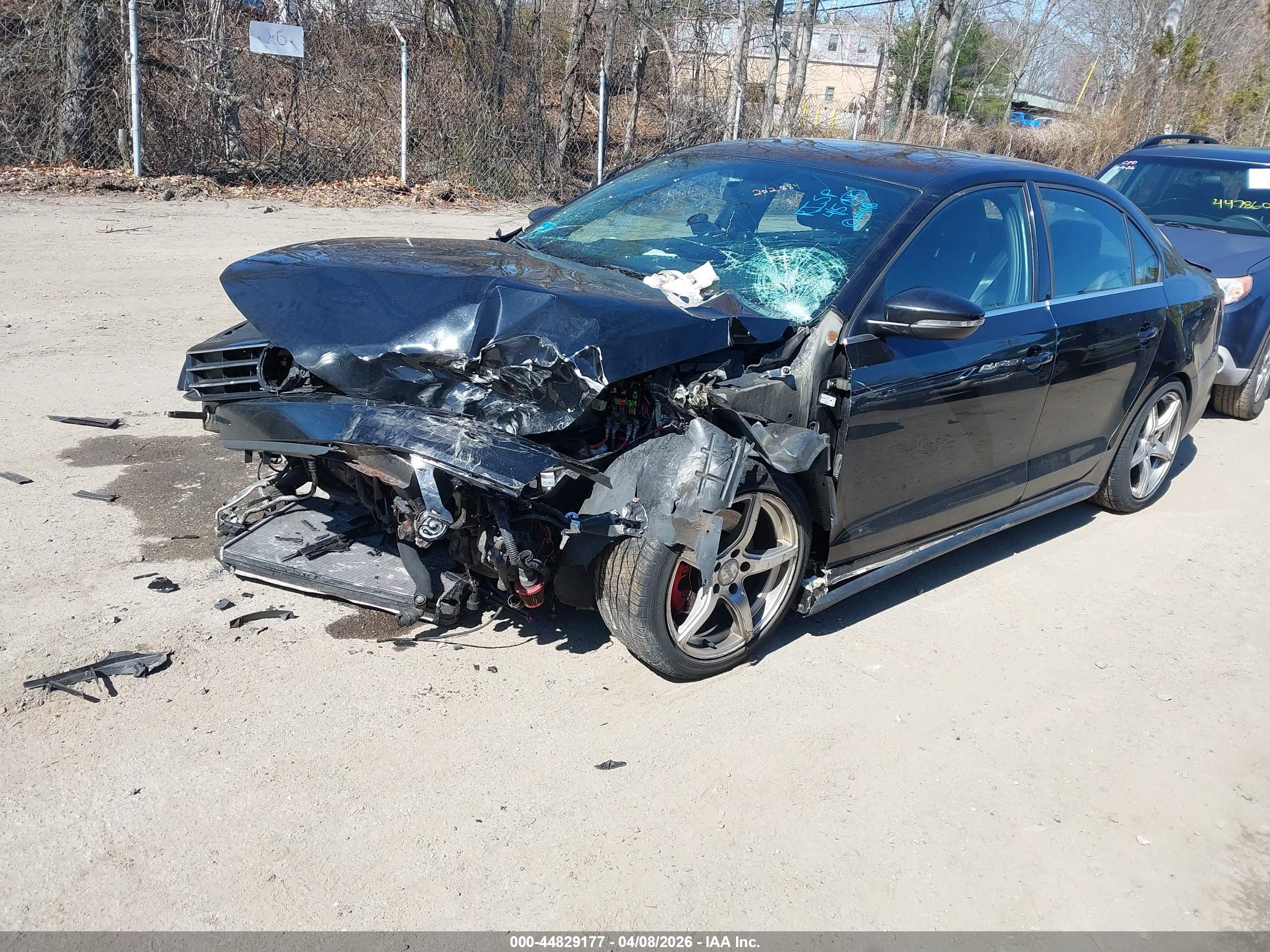 VOLKSWAGEN JETTA image 2