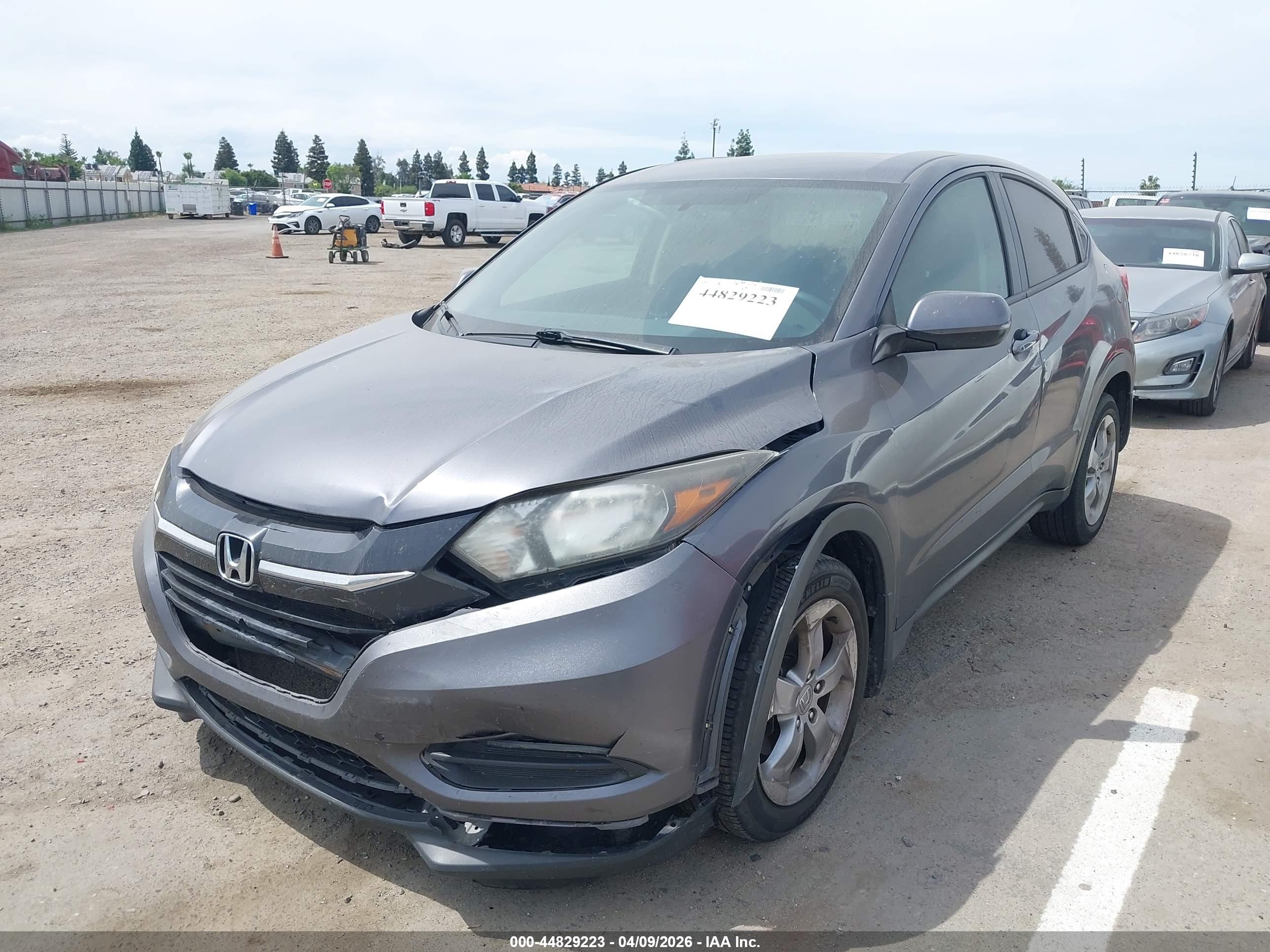 HONDA HR-V image 2