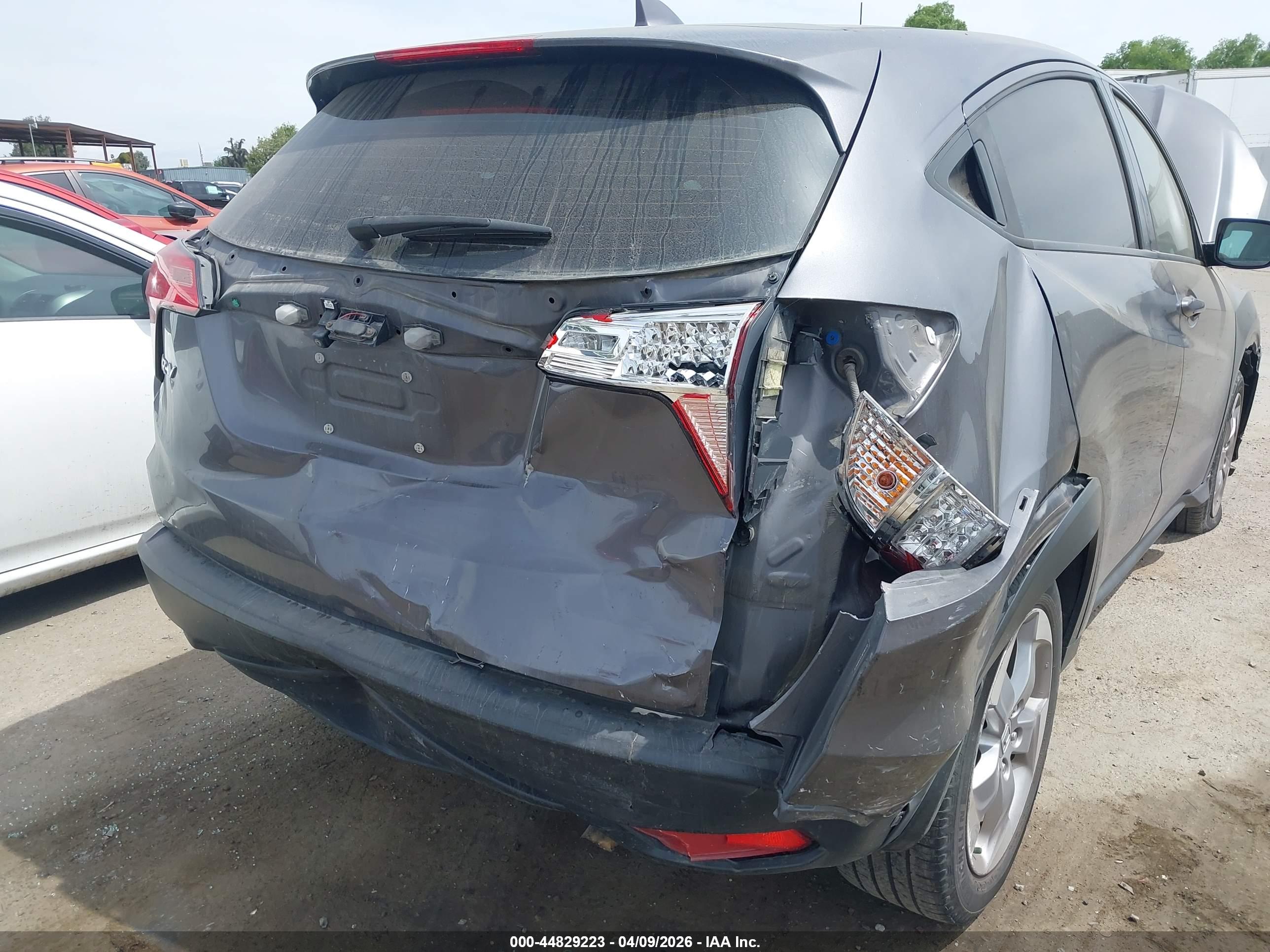 HONDA HR-V image 6