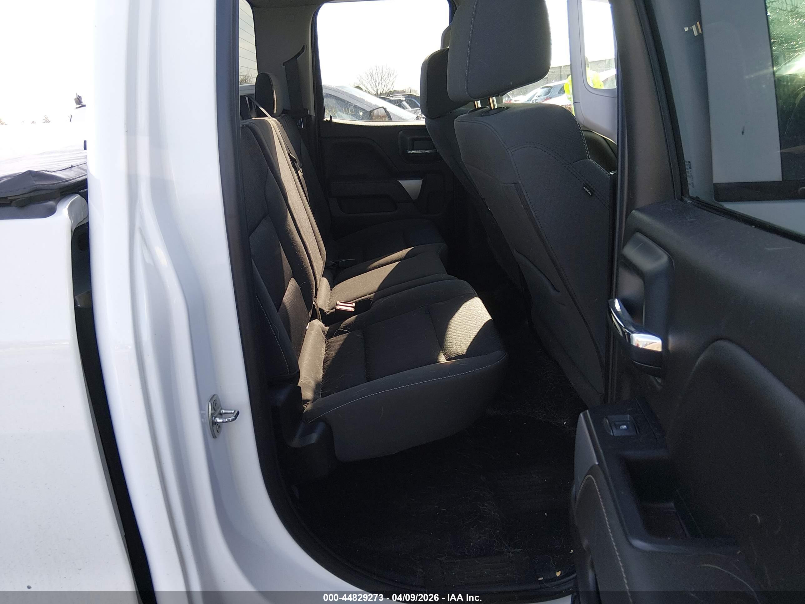 CHEVROLET SILVERADO image 8
