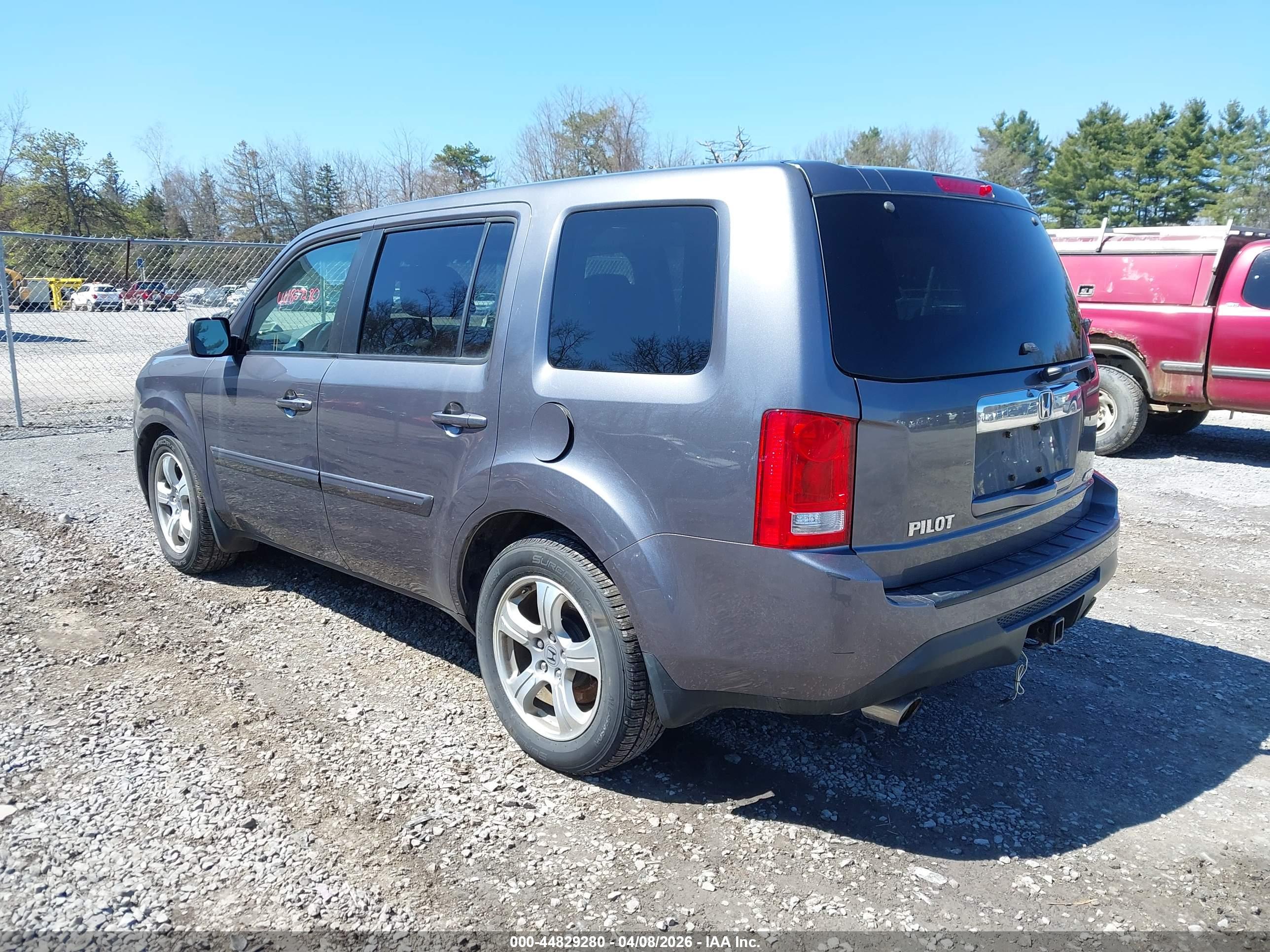 HONDA PILOT image 3
