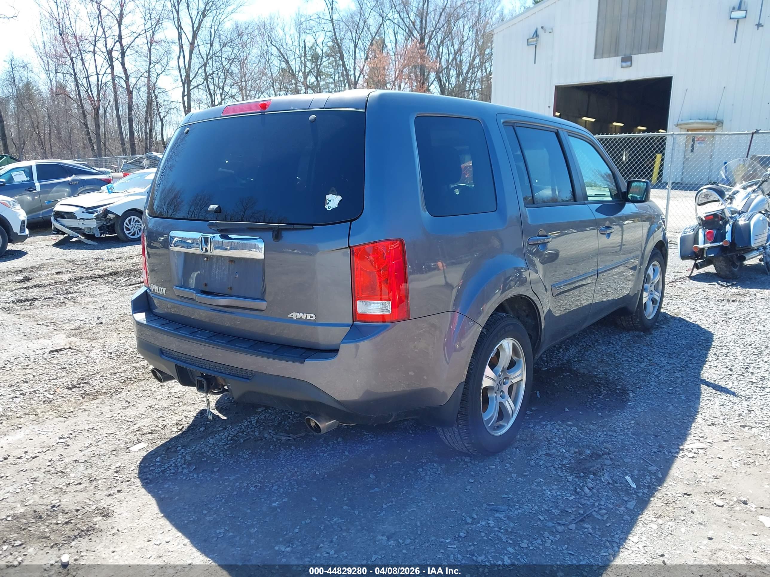 HONDA PILOT image 4