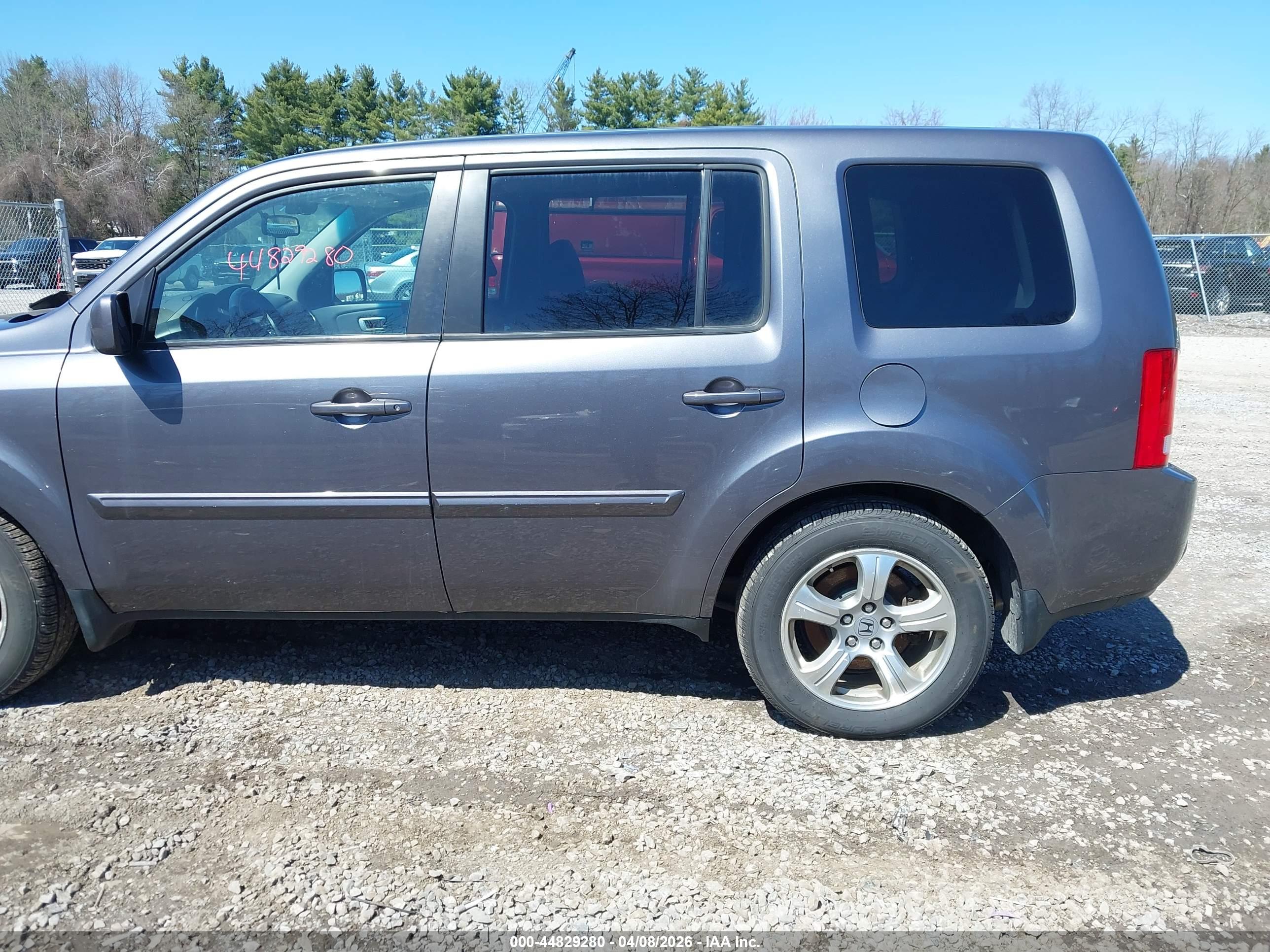 HONDA PILOT image 6