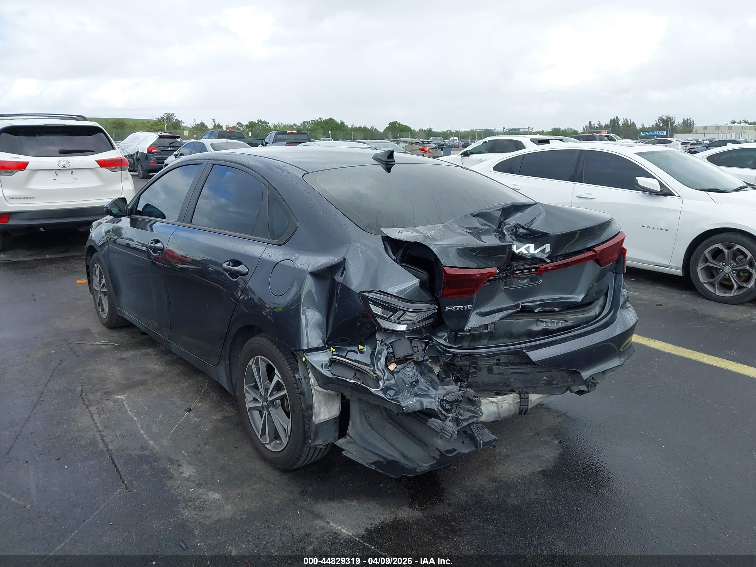 KIA FORTE image 6