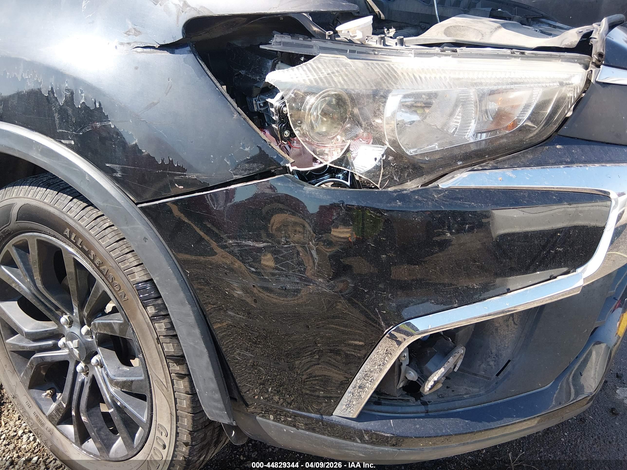 MITSUBISHI OUTLANDER image 6