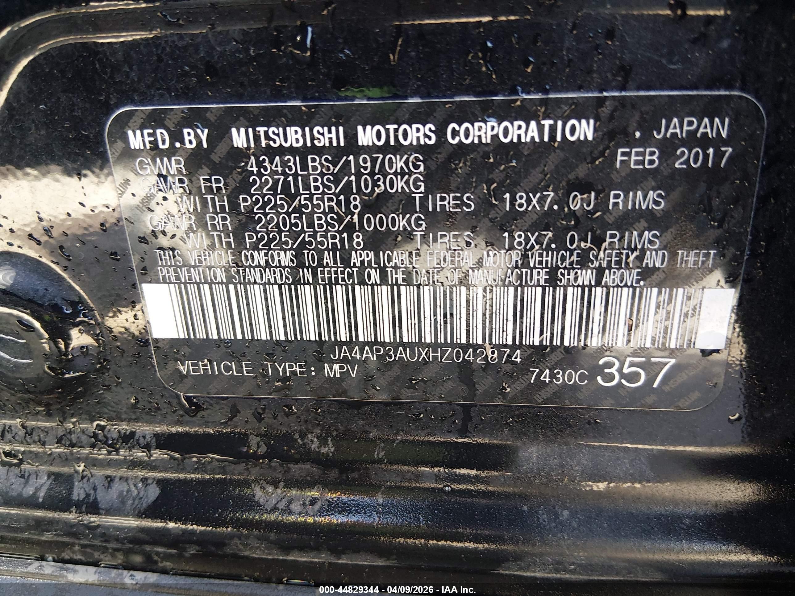 MITSUBISHI OUTLANDER image 9