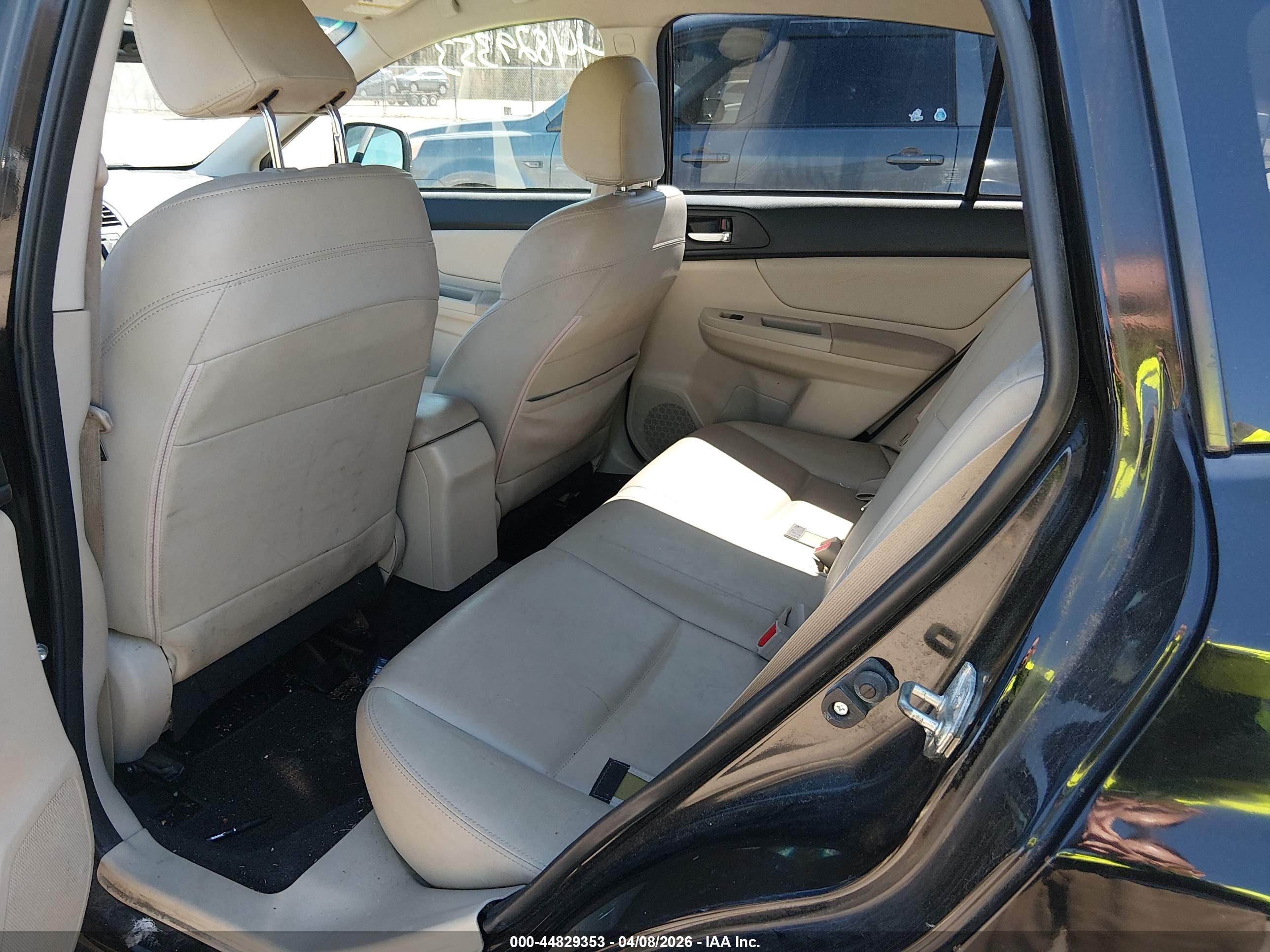 SUBARU XV image 8