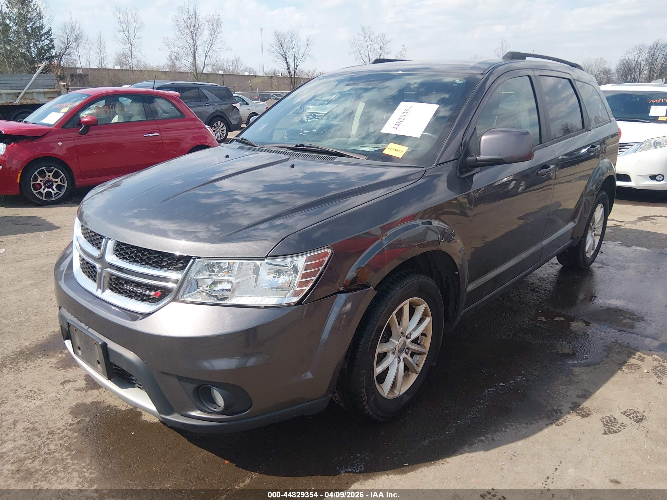 DODGE JOURNEY image 2