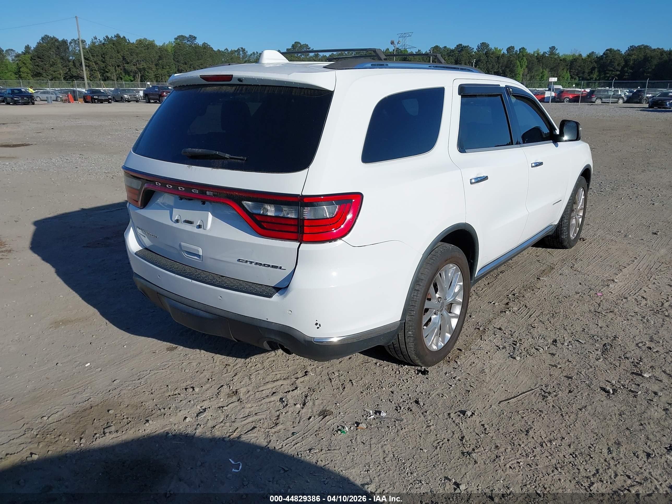 DODGE DURANGO image 4