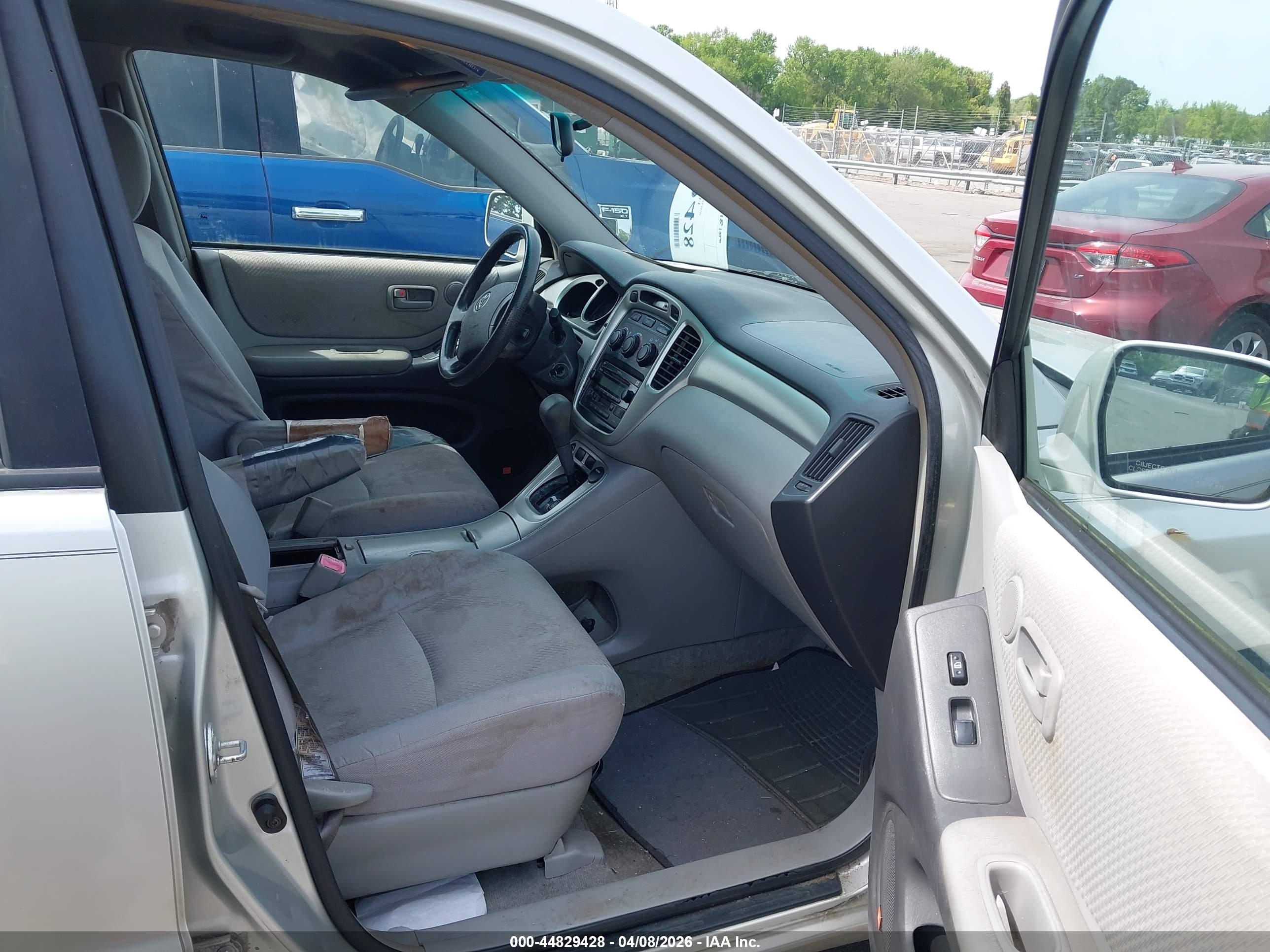 TOYOTA HIGHLANDER image 5