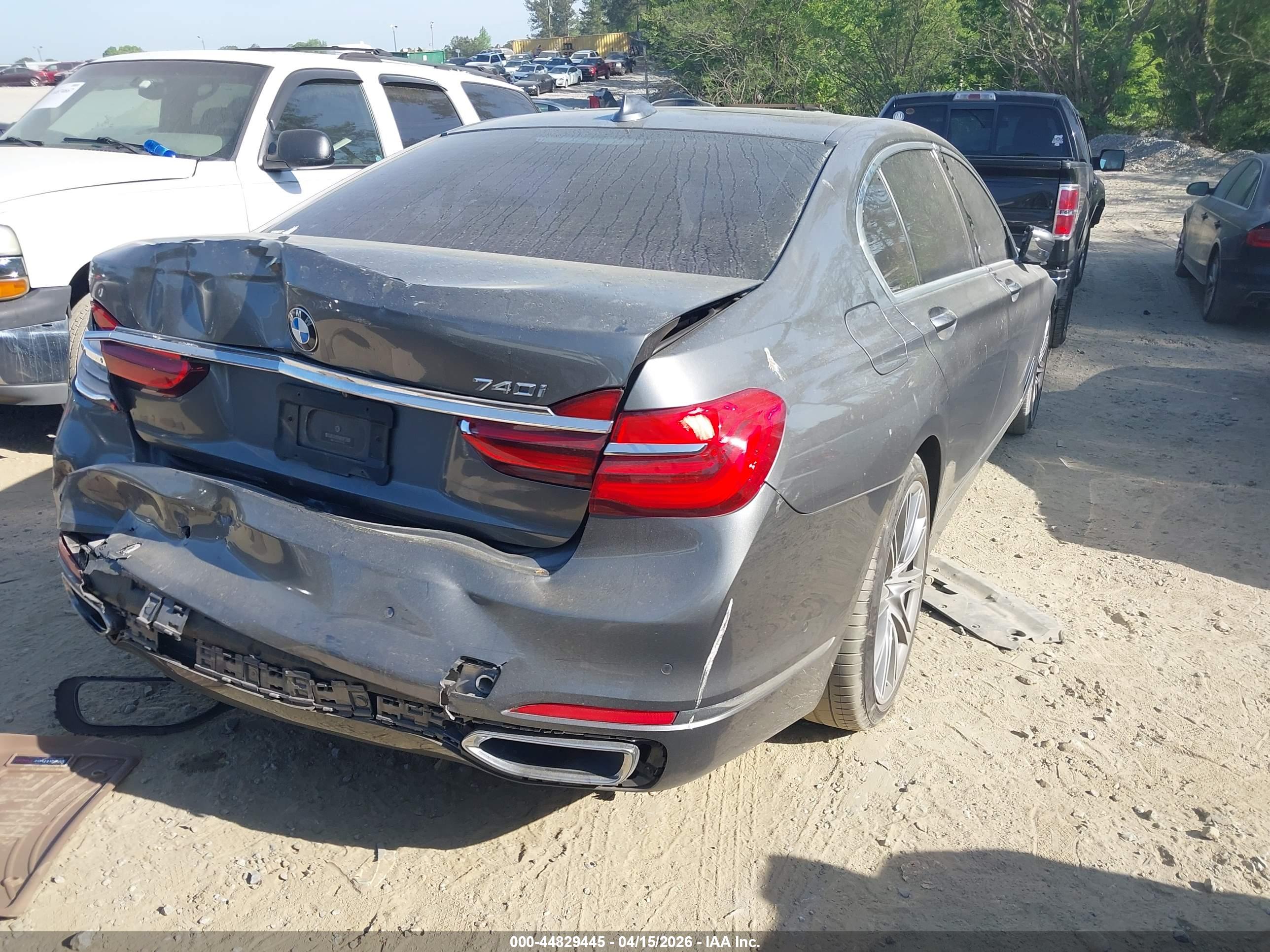 BMW 740I image 4
