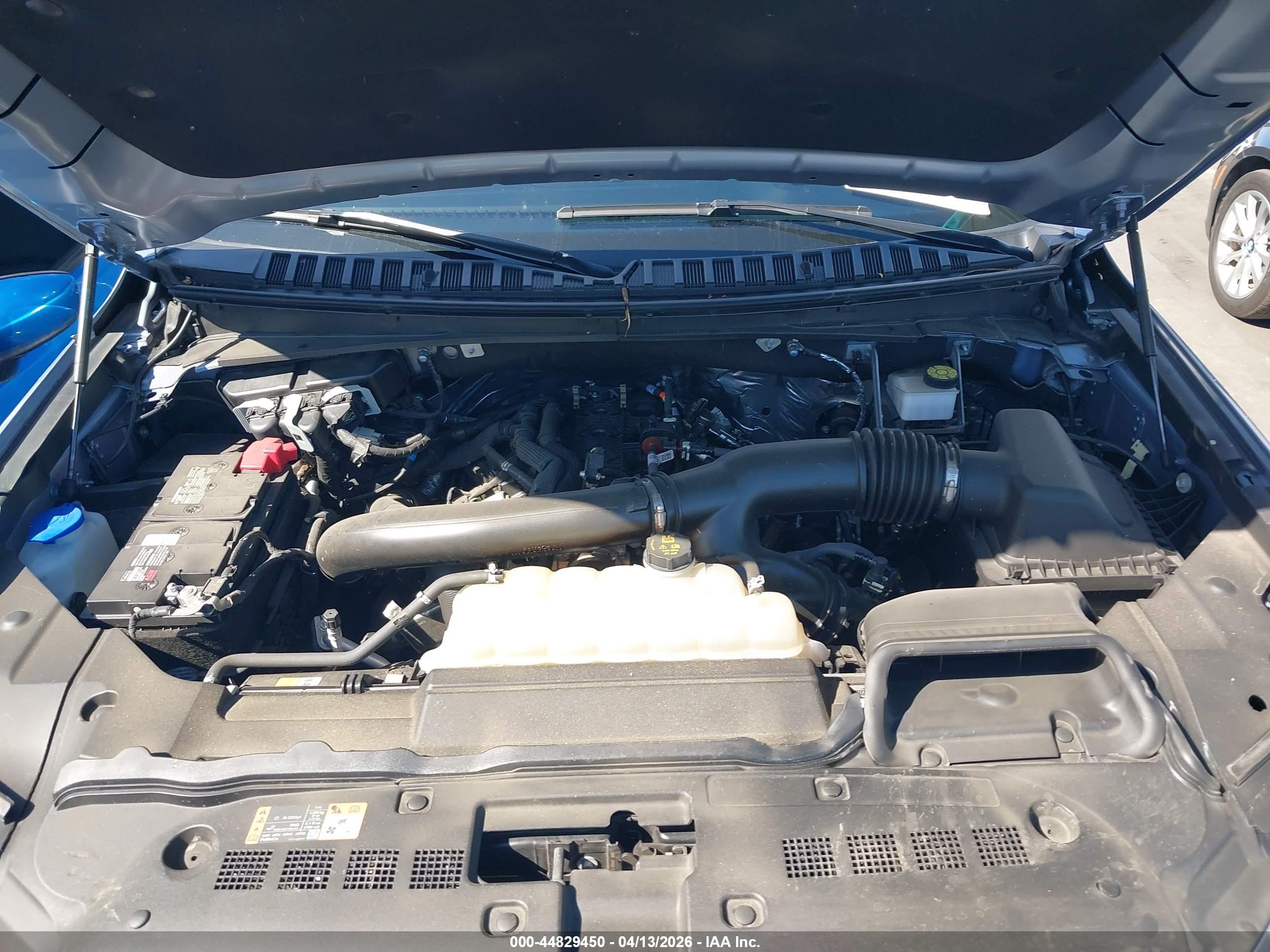LINCOLN NAVIGATOR image 10