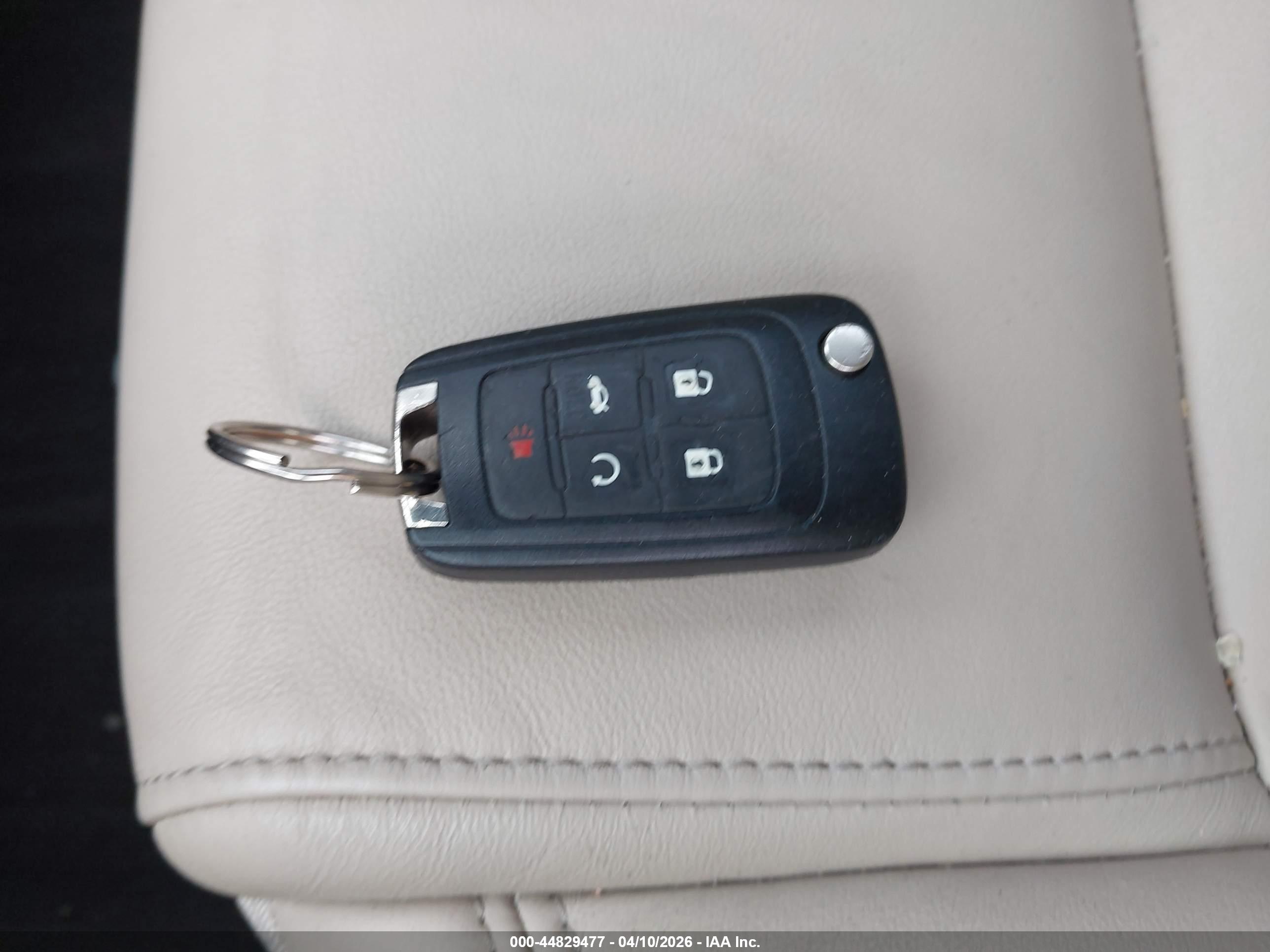 BUICK LACROSSE image 11