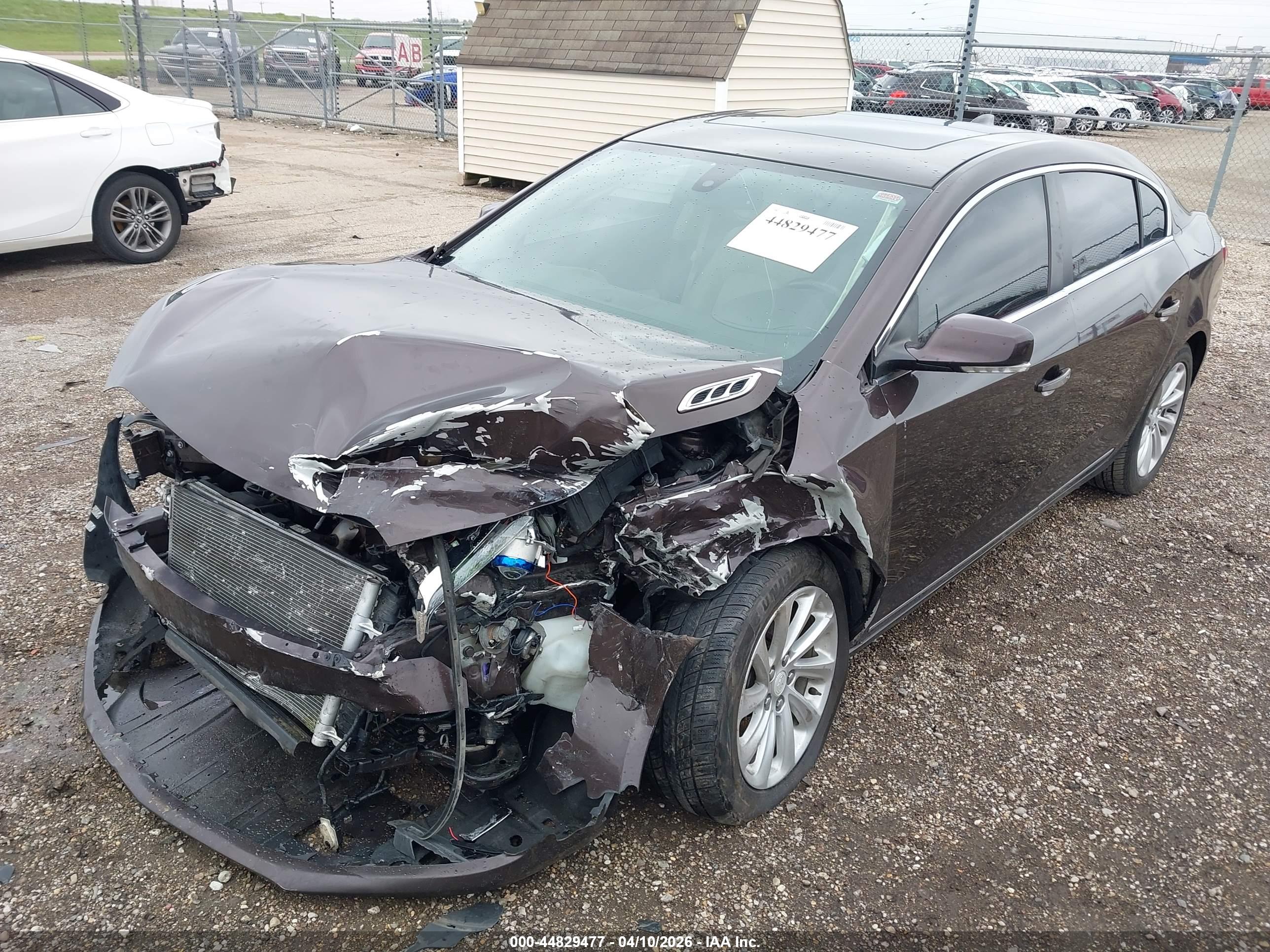 BUICK LACROSSE image 2