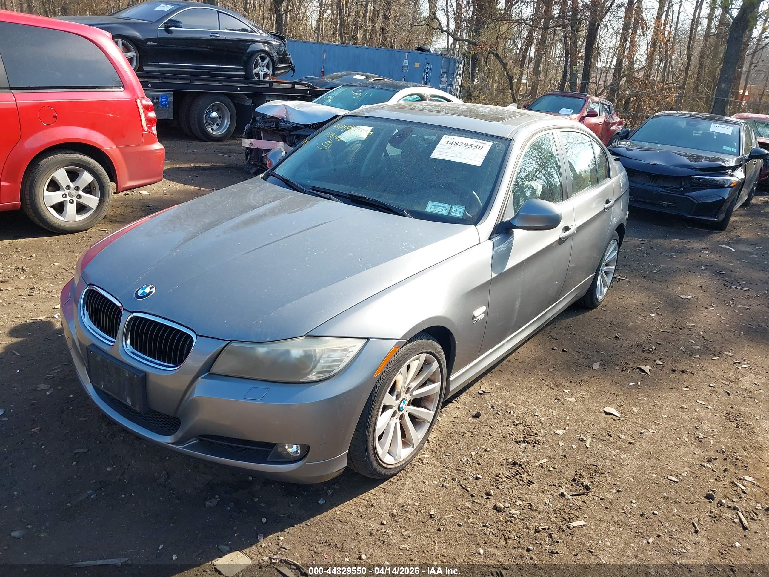 BMW 328I image 2