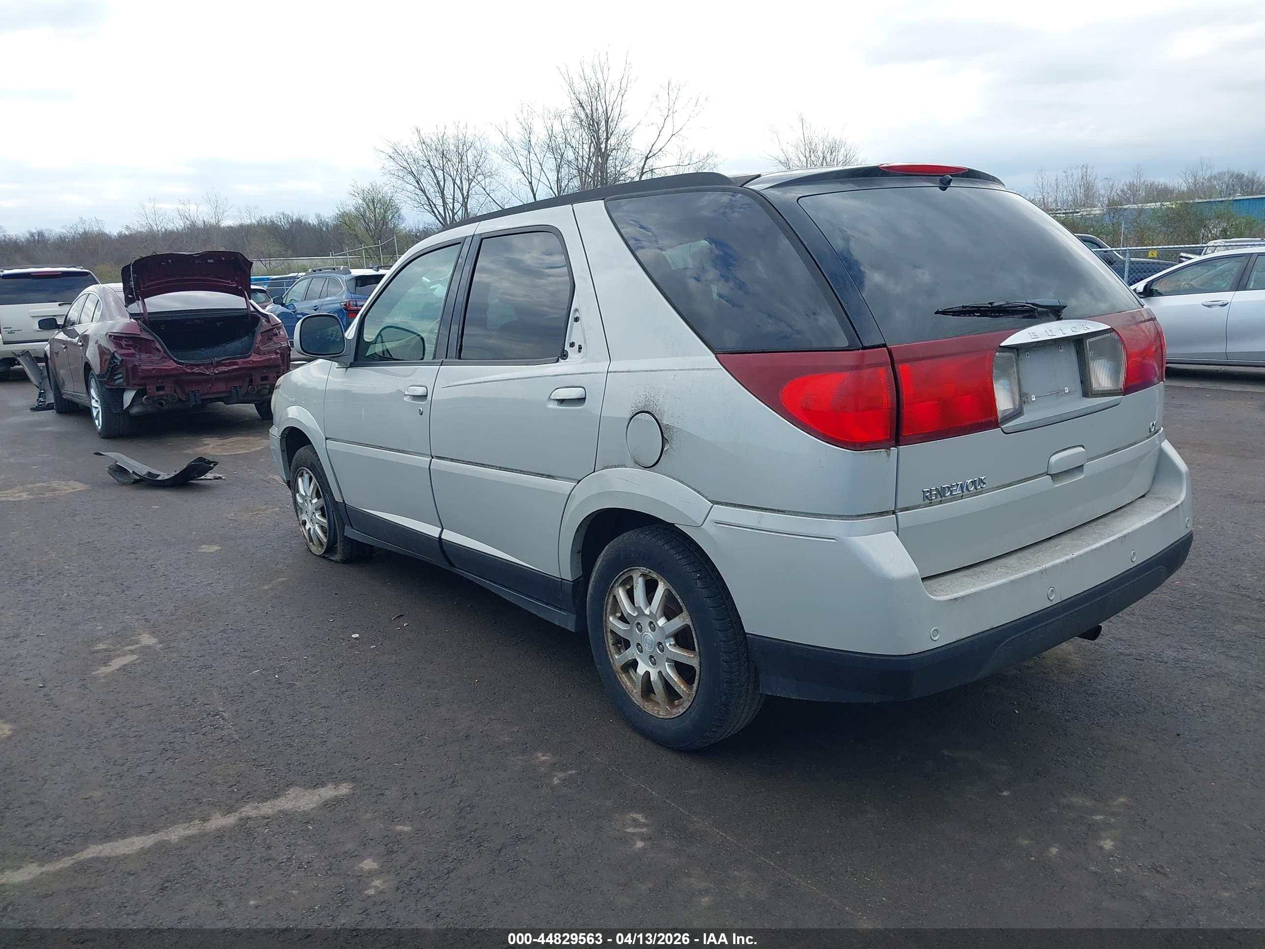 BUICK RENDEZVOUS image 3