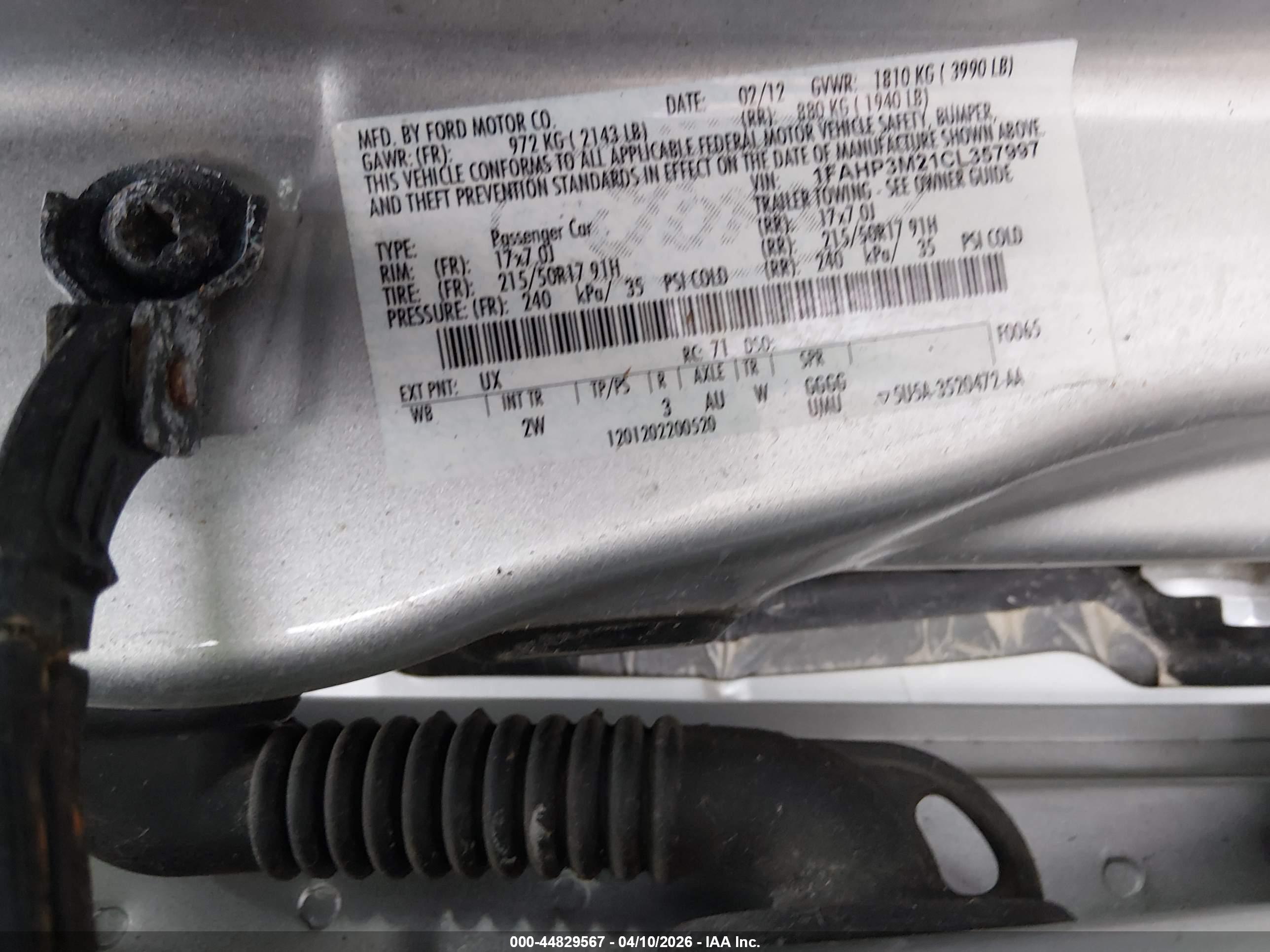 FORD FOCUS image 9