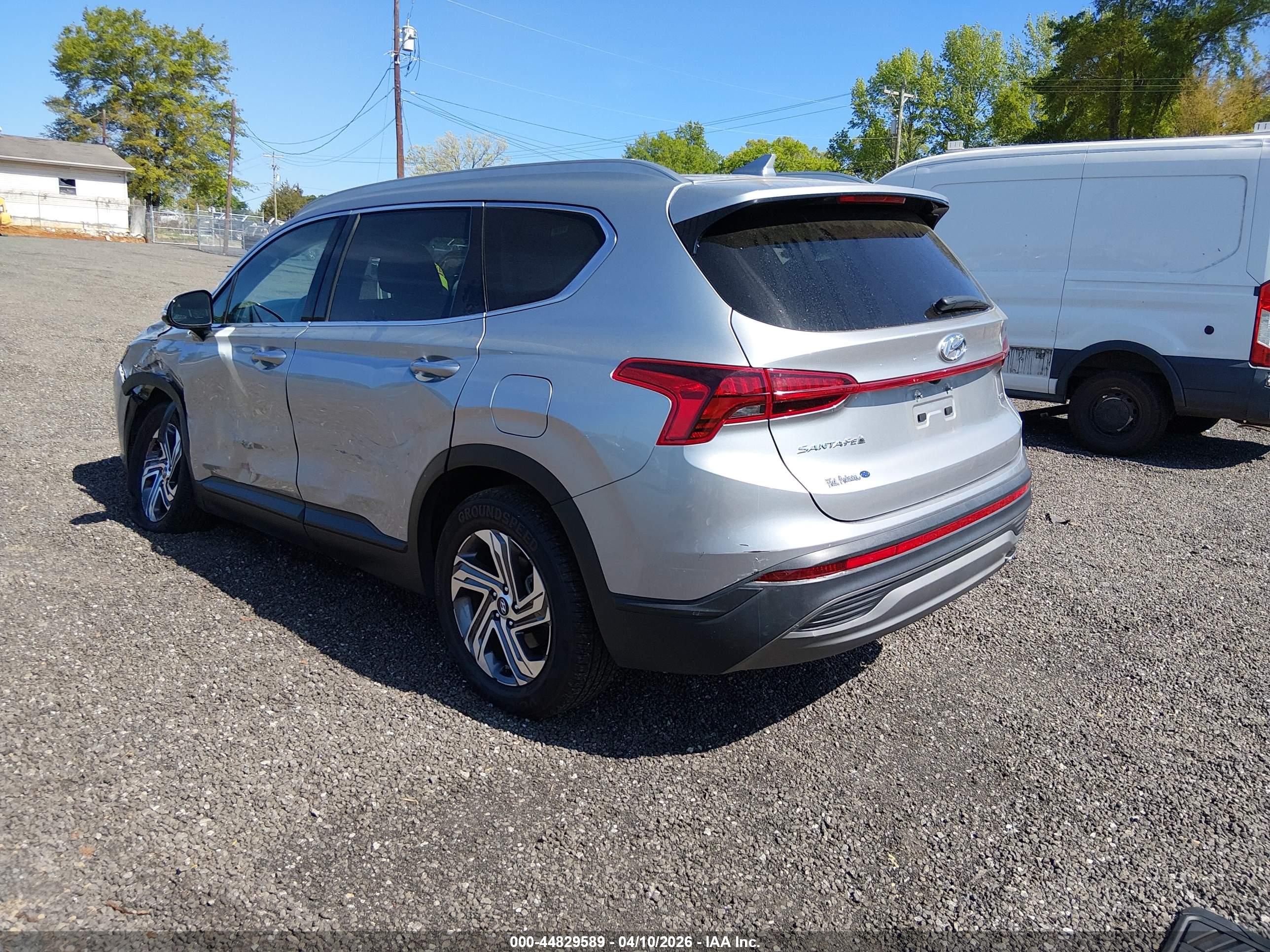 HYUNDAI SANTA image 3