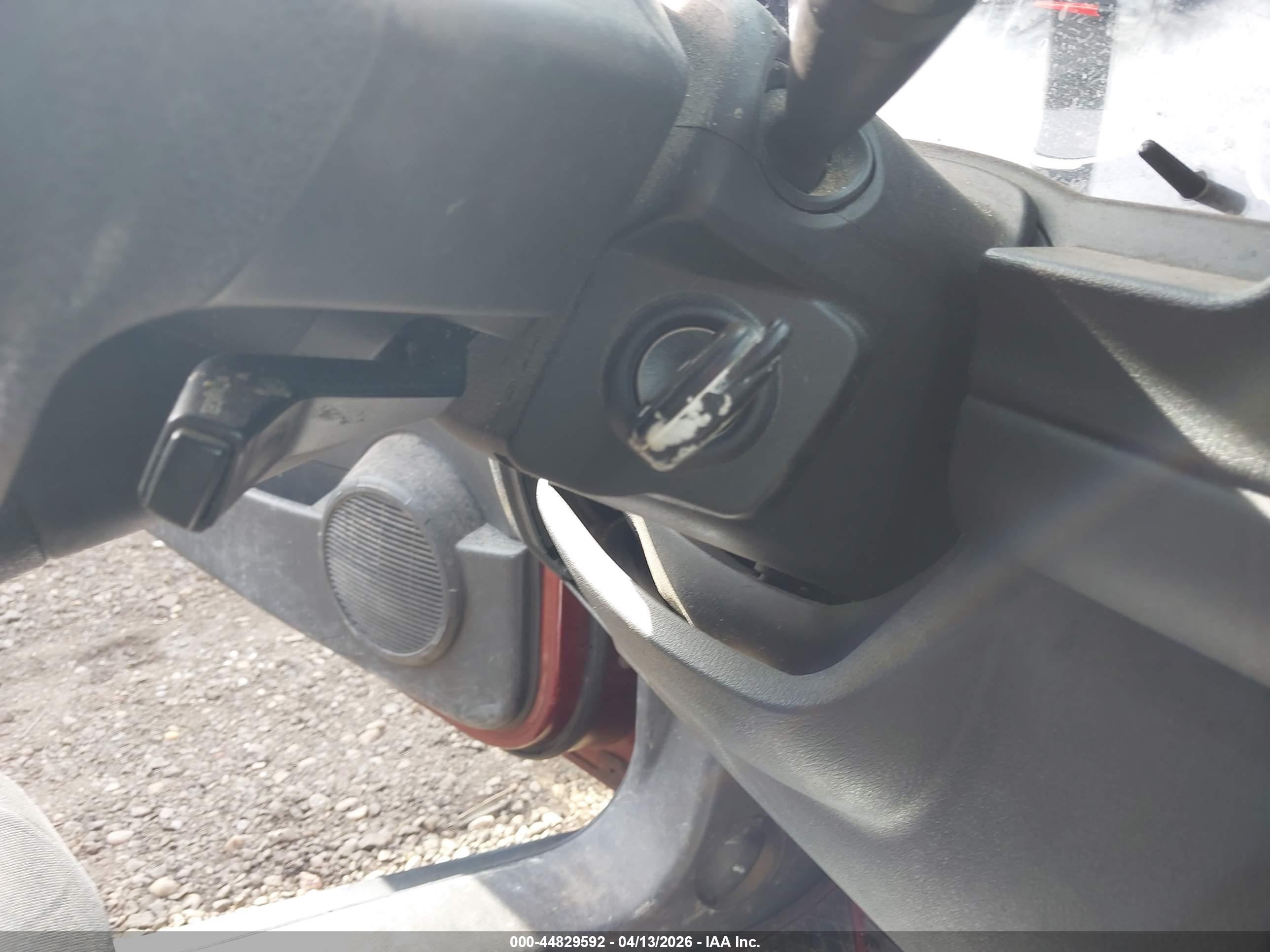 JEEP LIBERTY image 11