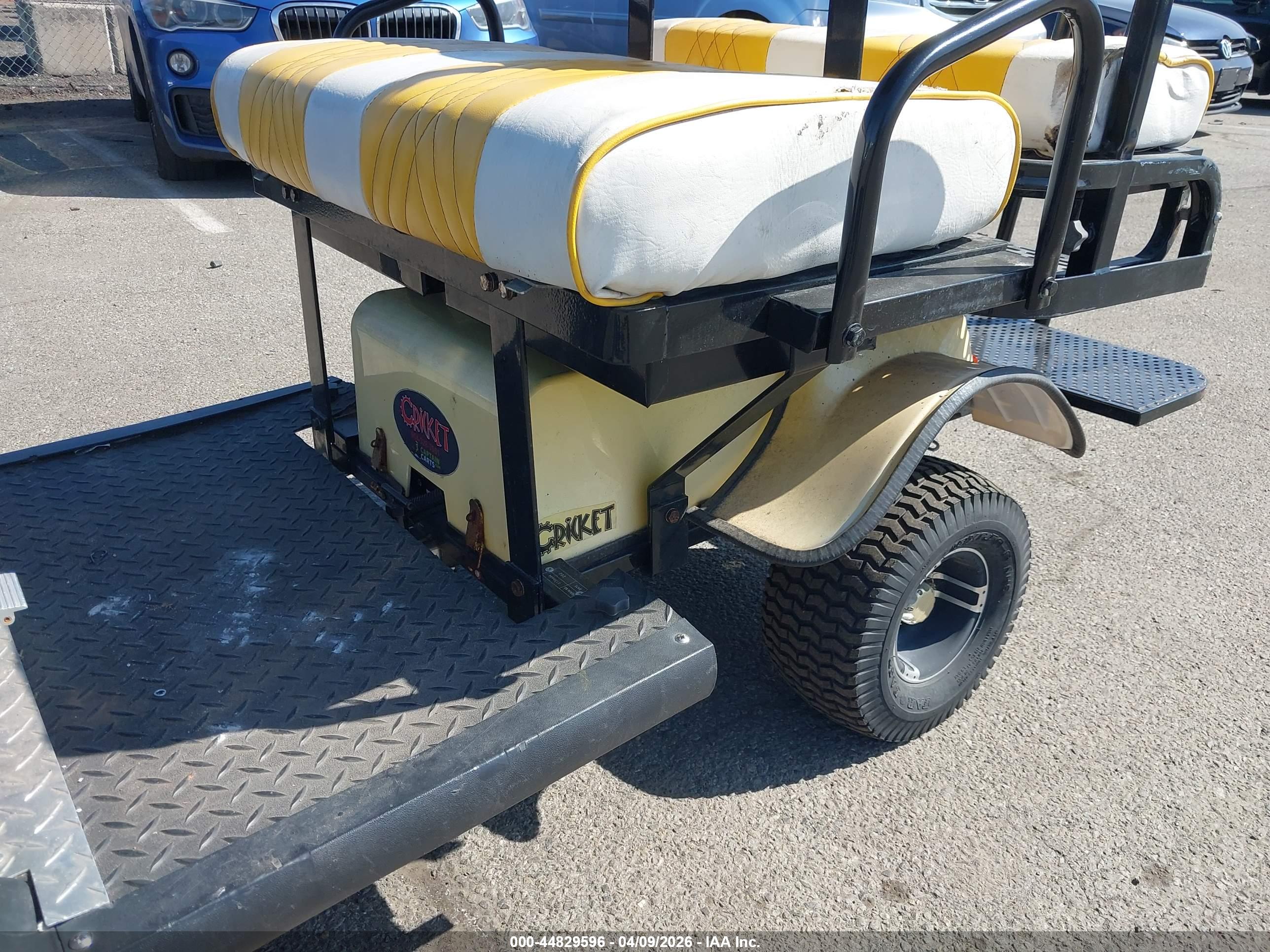 GOLF CART image 10