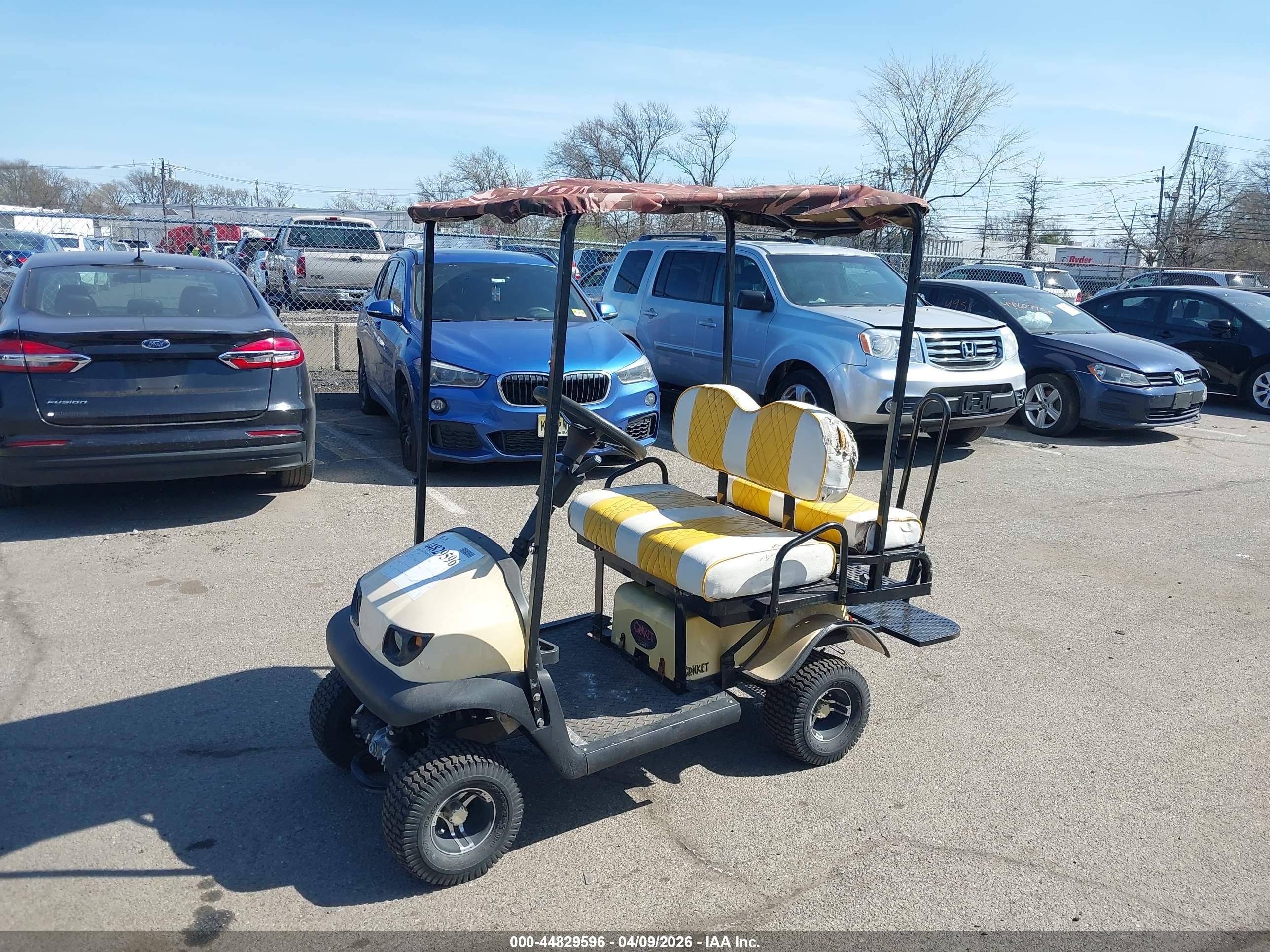 GOLF CART image 2