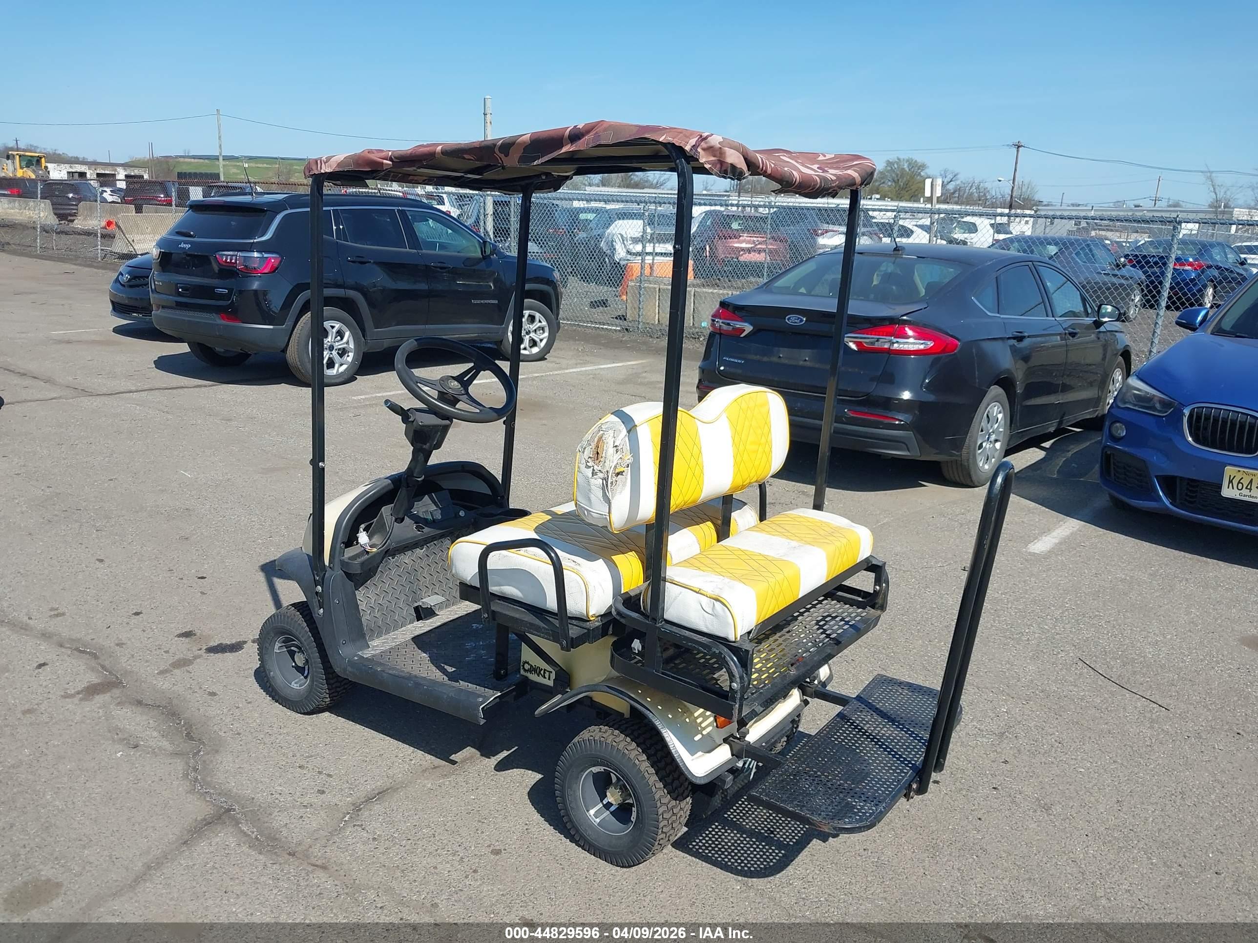GOLF CART image 6