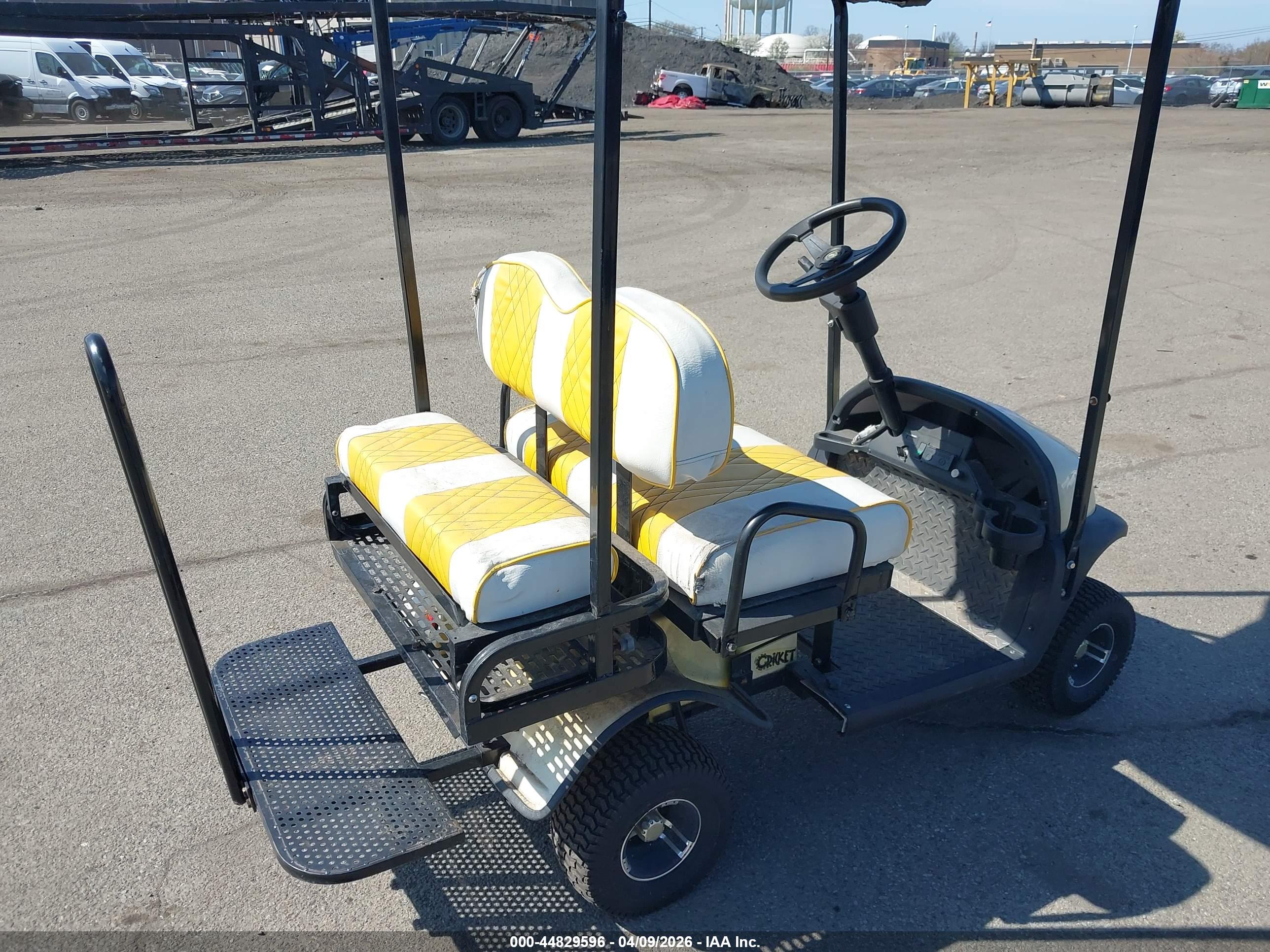 GOLF CART image 8