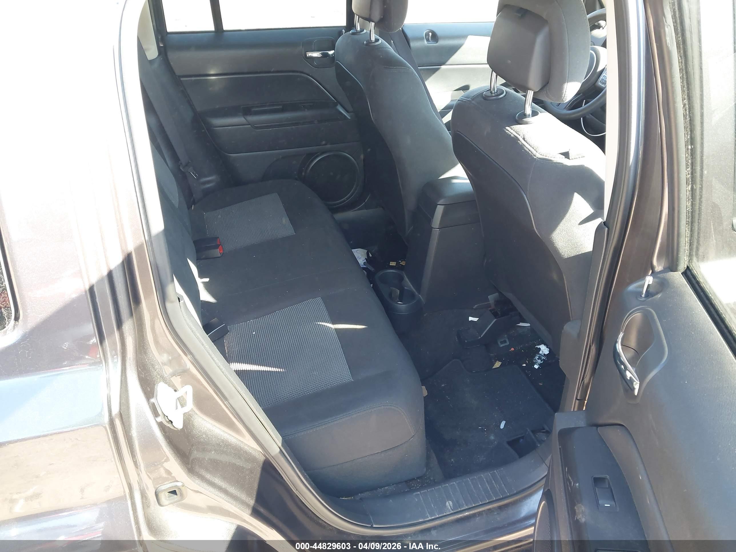 JEEP PATRIOT image 8