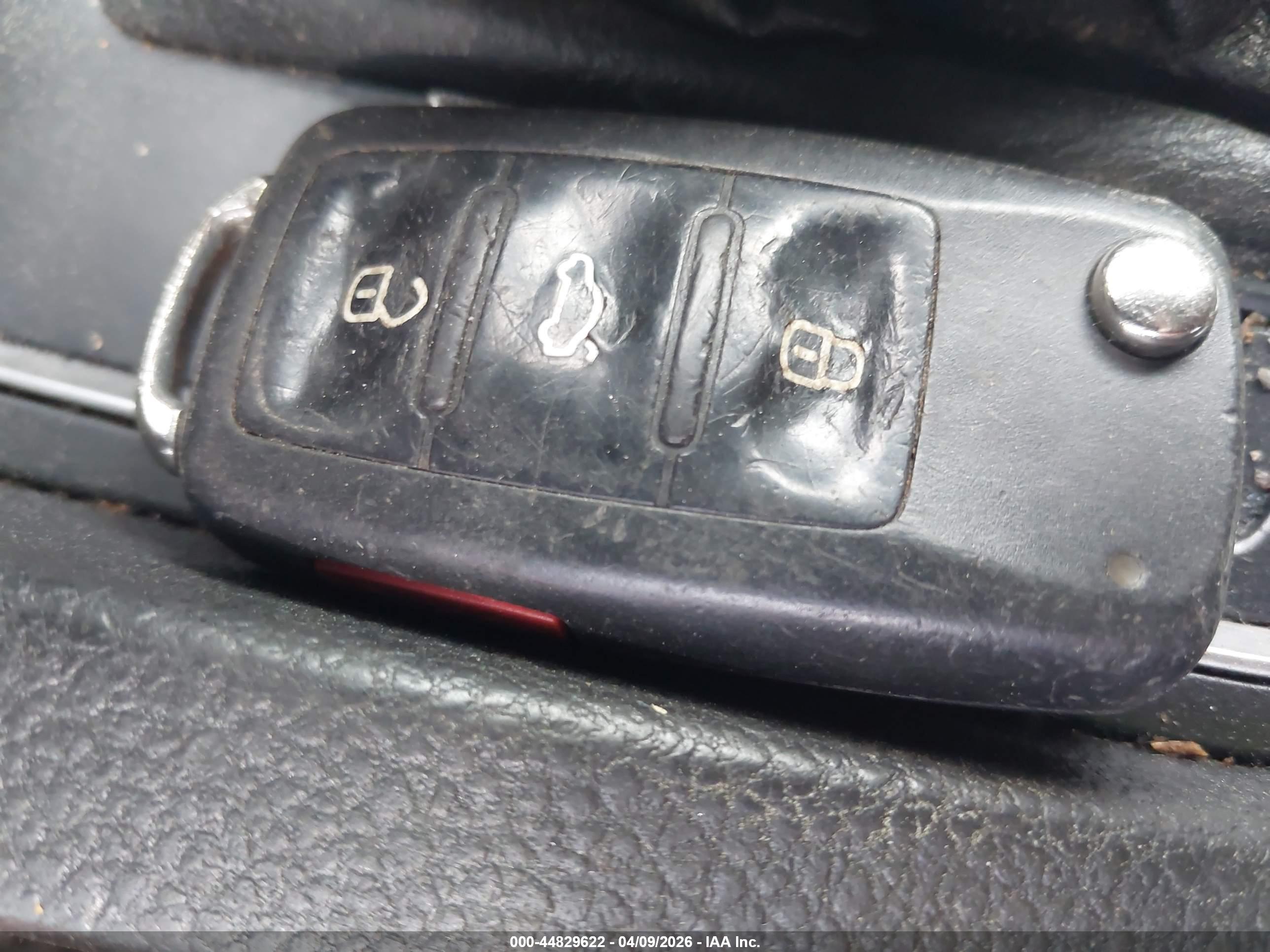 VOLKSWAGEN JETTA image 11