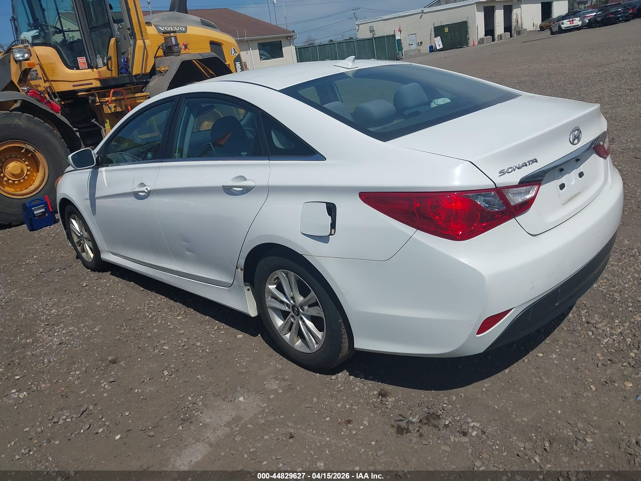 HYUNDAI SONATA image 3