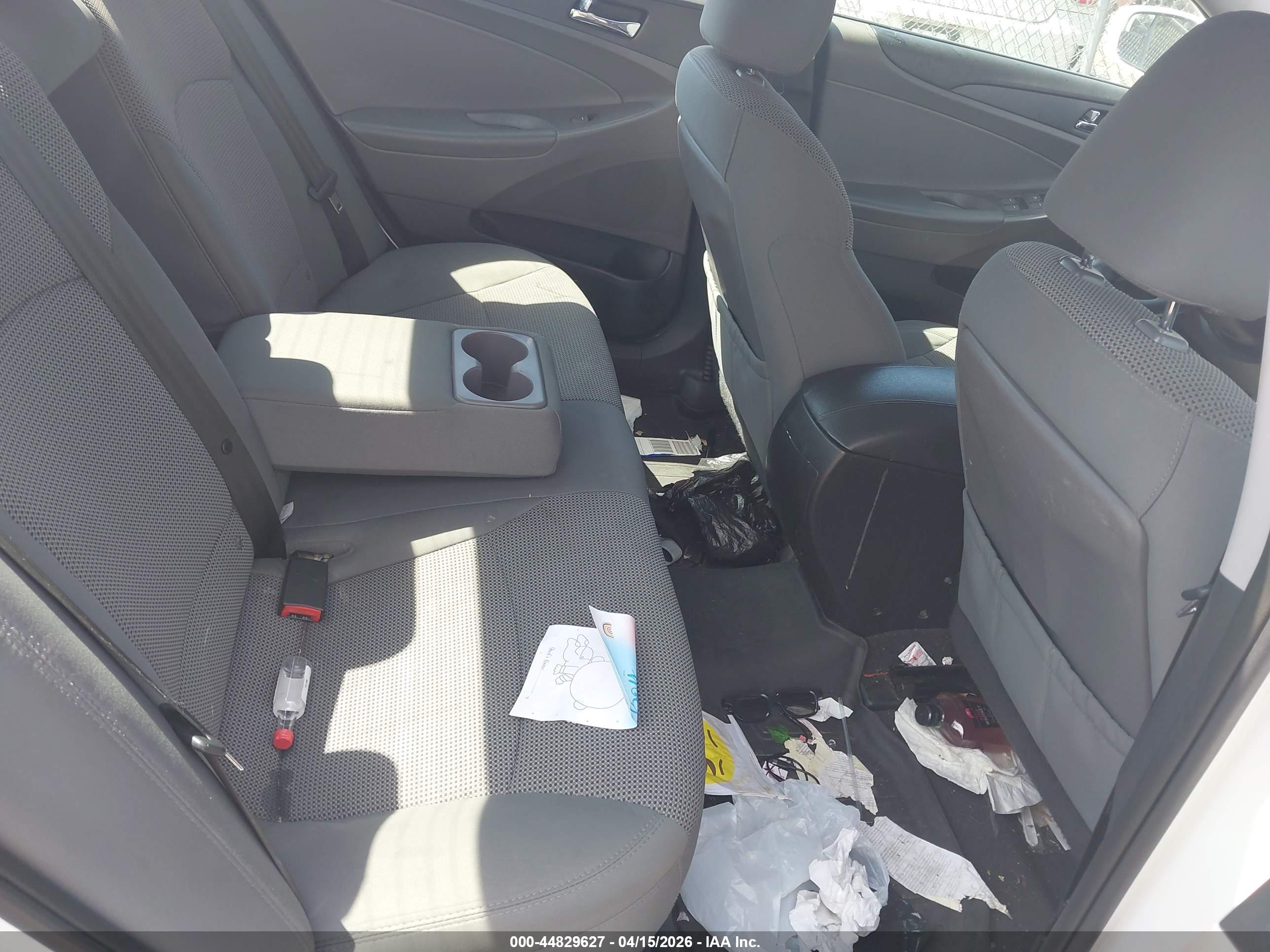 HYUNDAI SONATA image 8