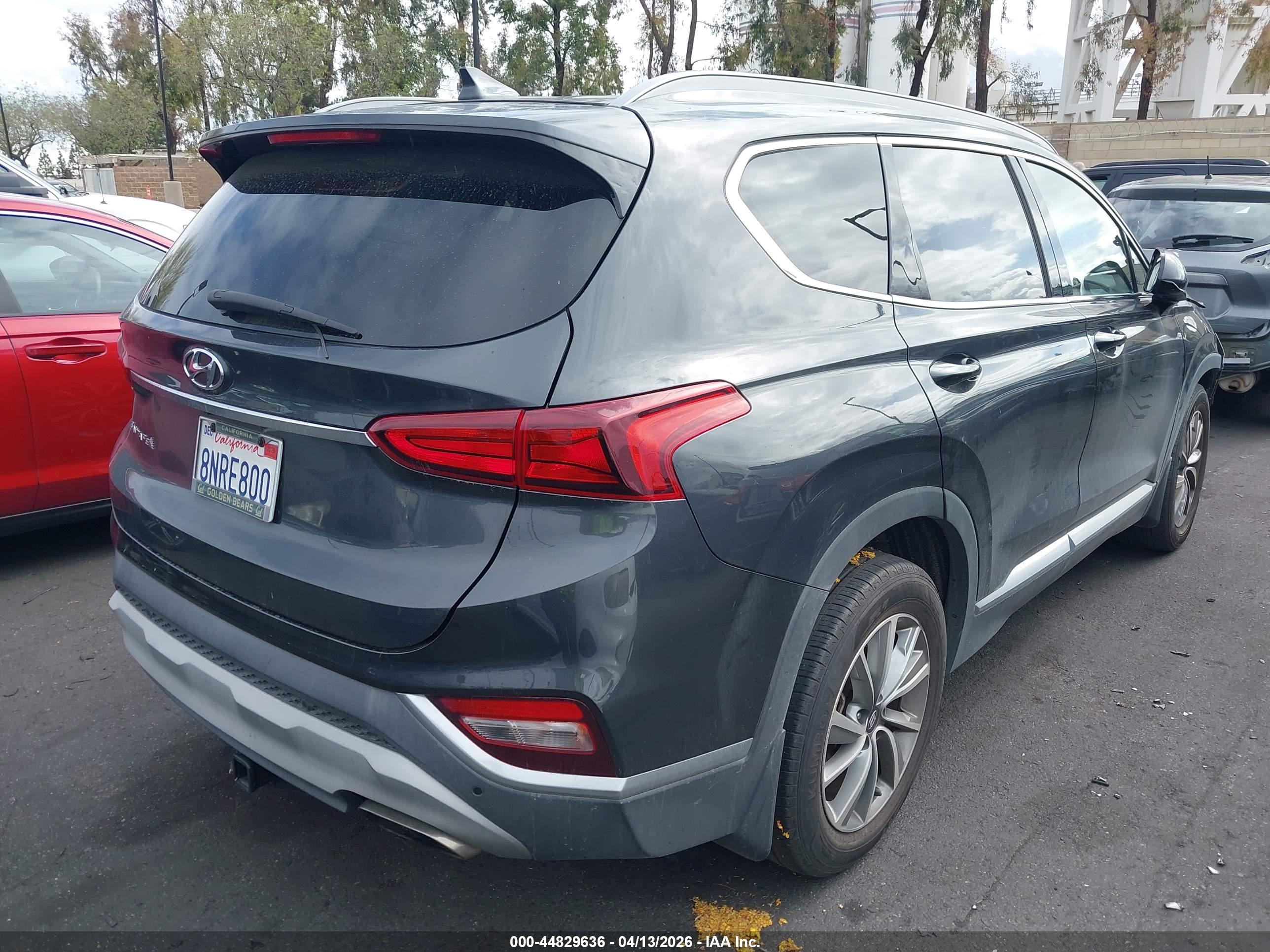 HYUNDAI SANTA image 4