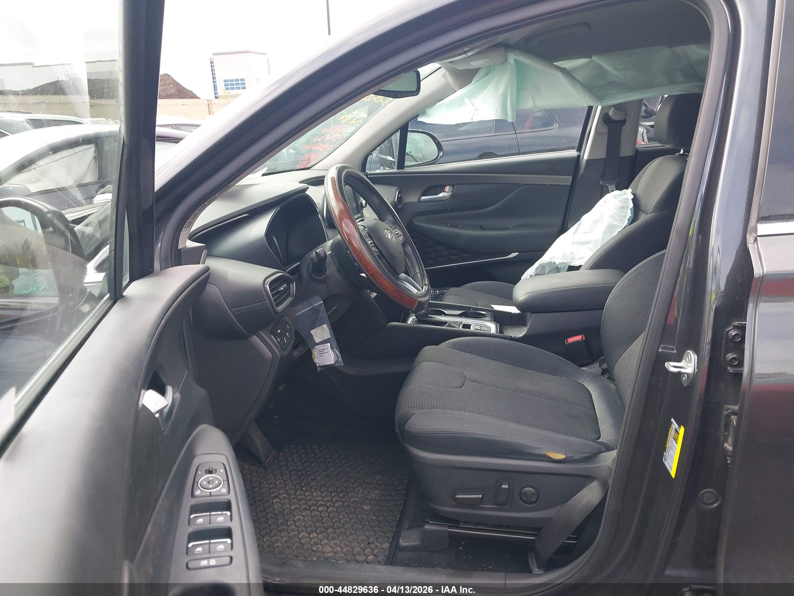 HYUNDAI SANTA image 5
