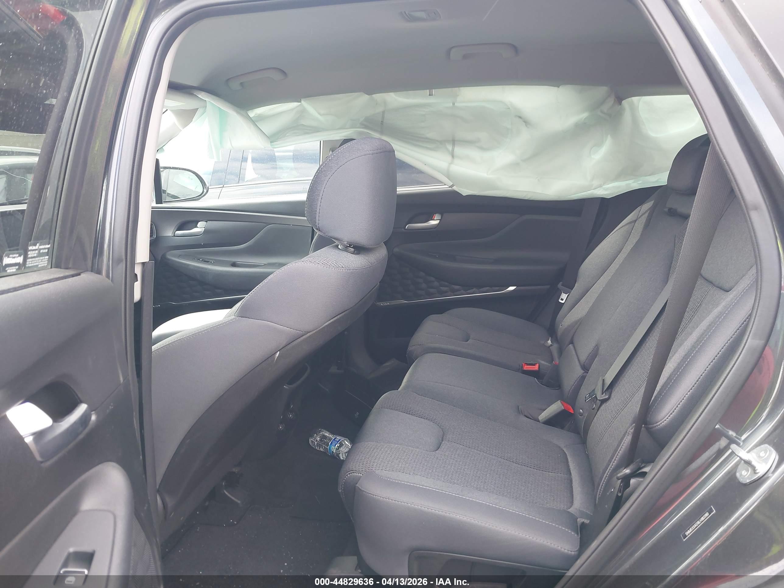 HYUNDAI SANTA image 8