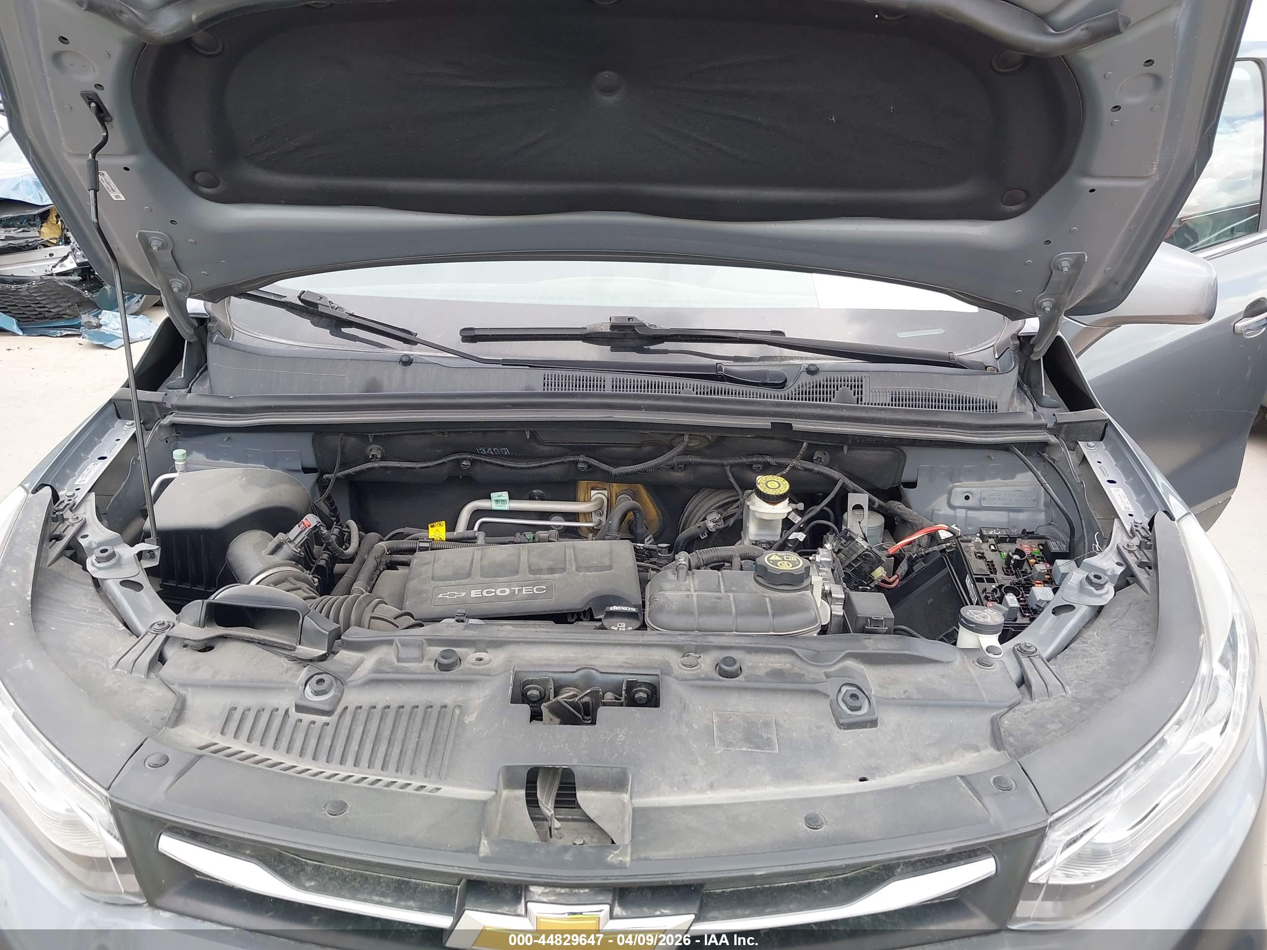CHEVROLET TRAX image 10