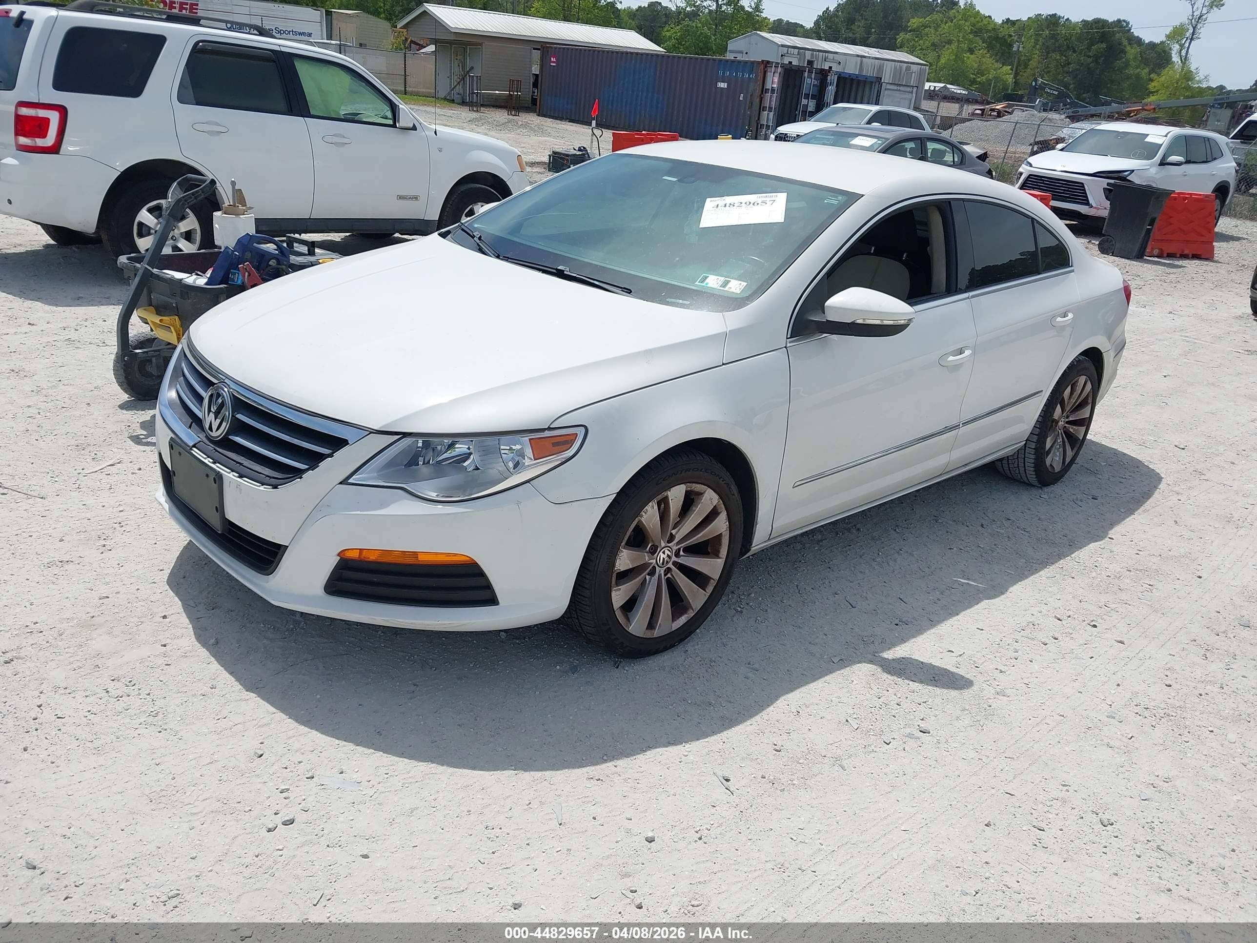 VOLKSWAGEN CC image 2