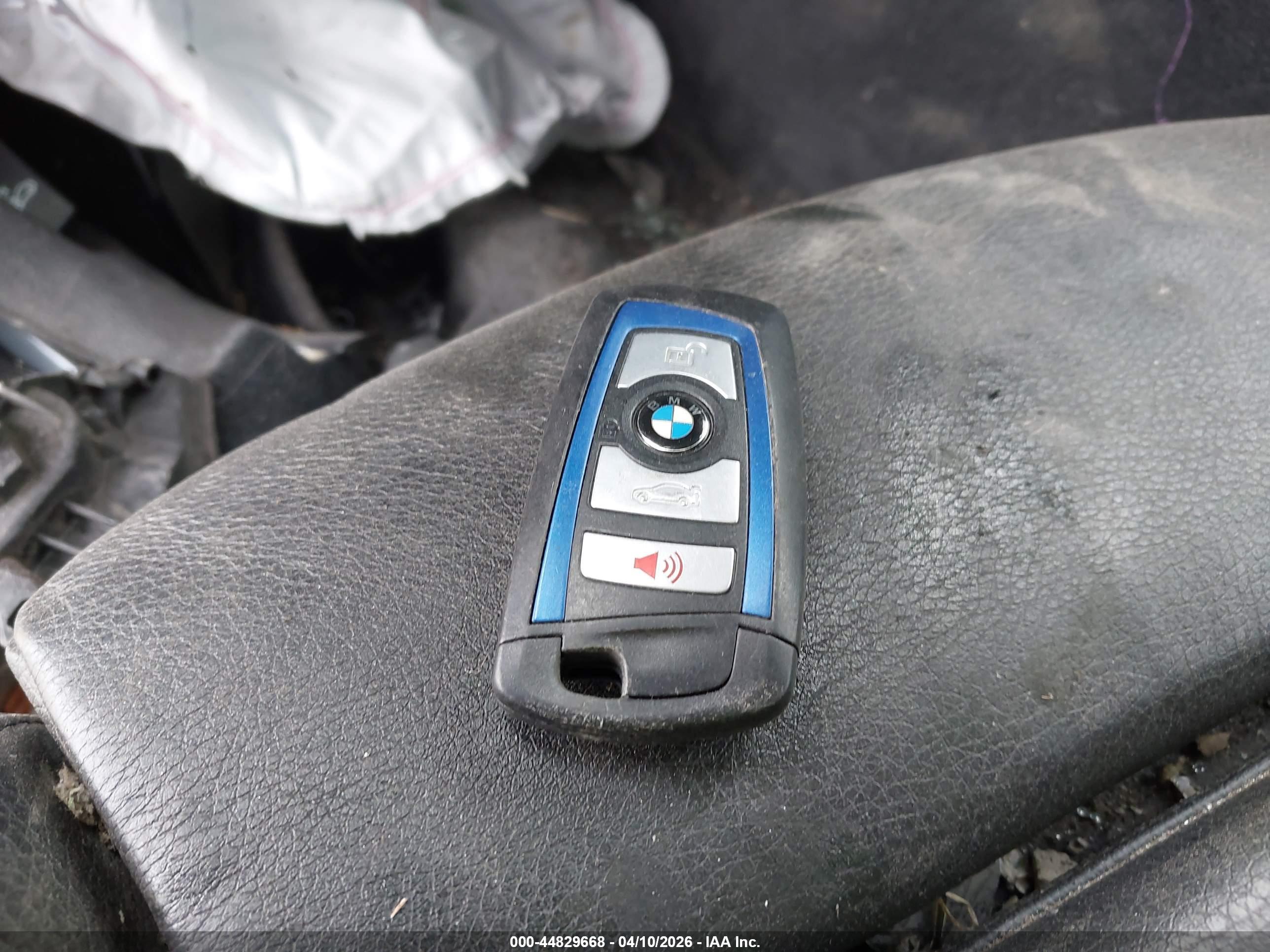 BMW 328I image 11