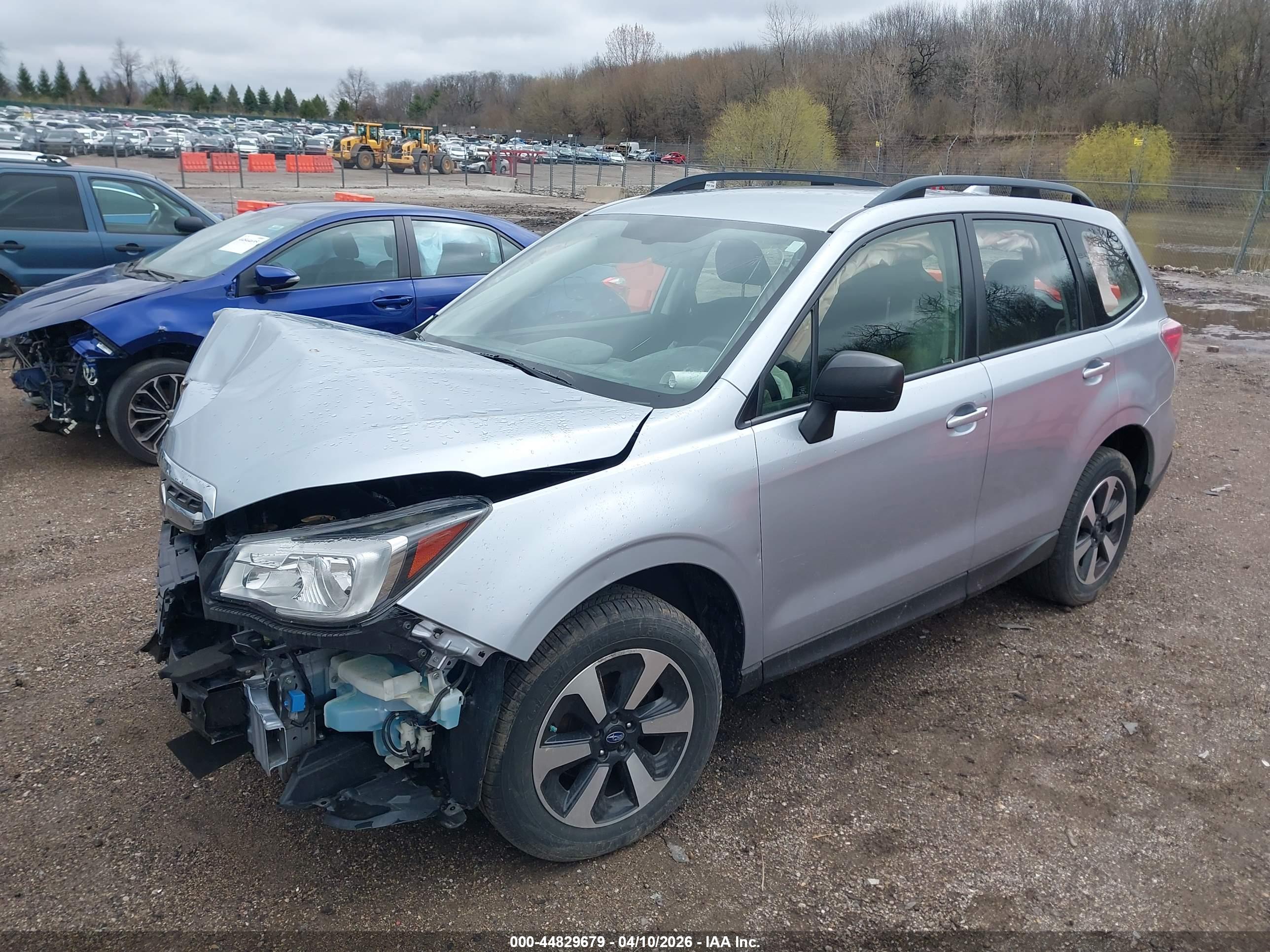 SUBARU FORESTER image 2