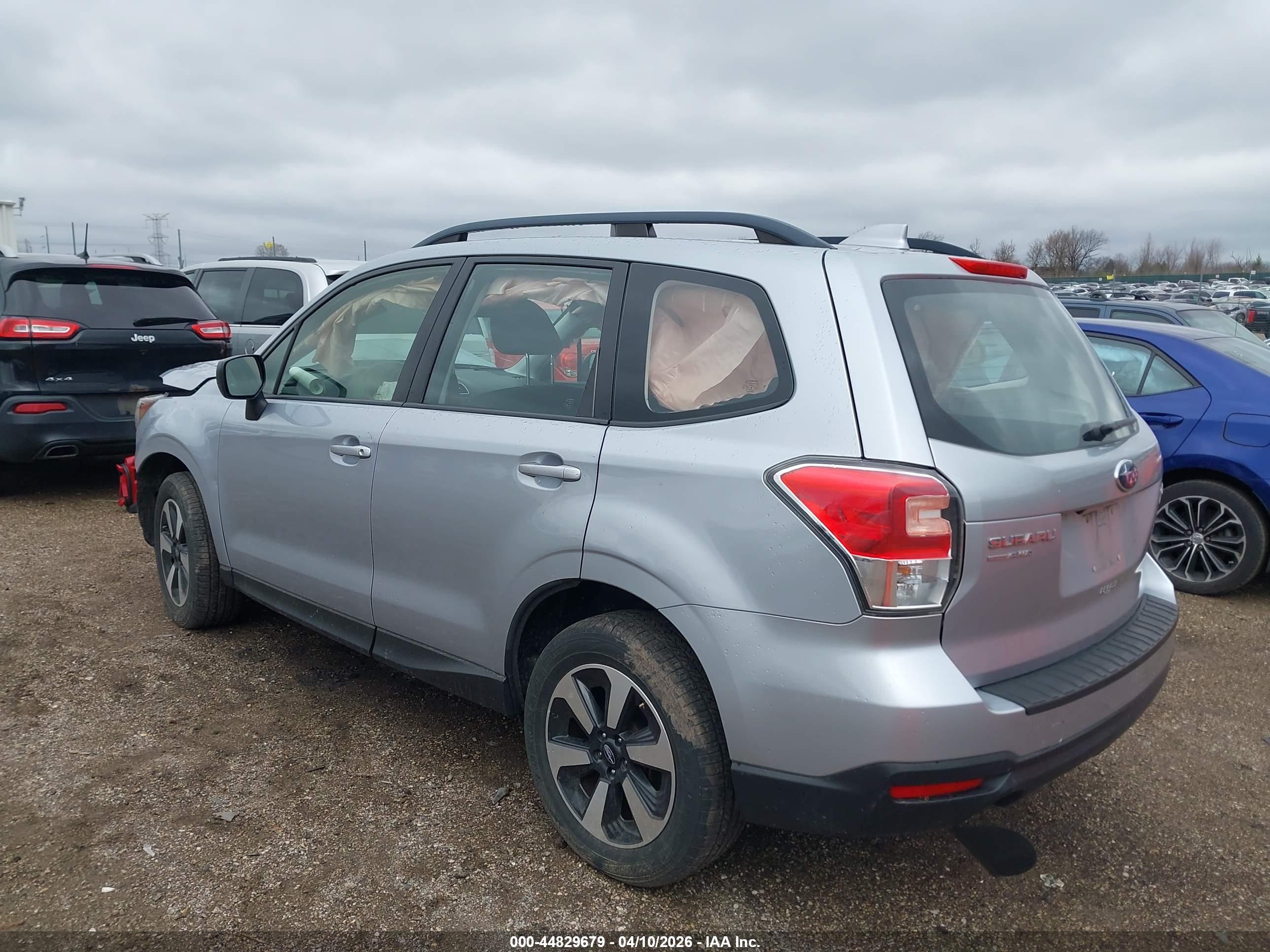 SUBARU FORESTER image 3