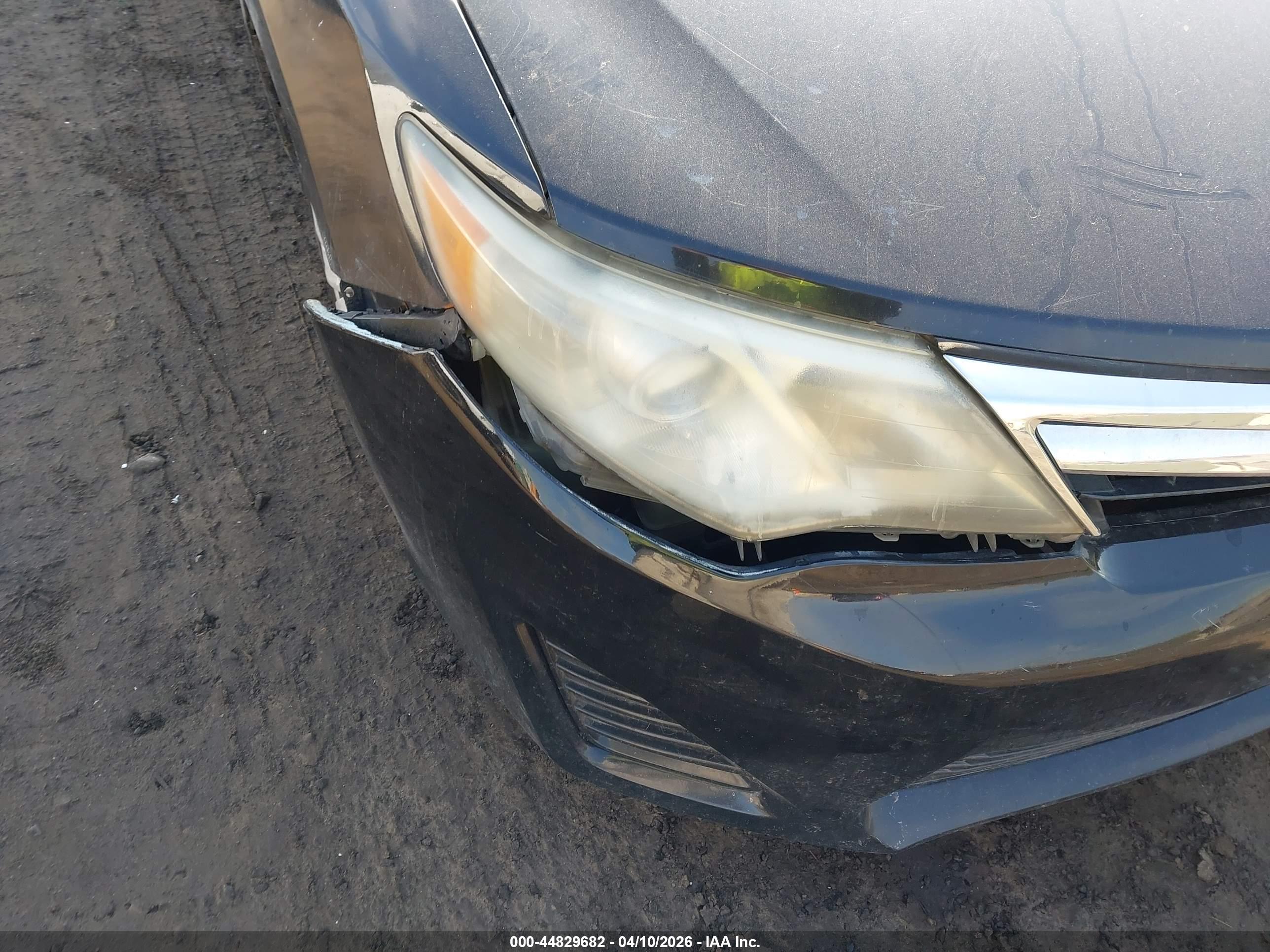 TOYOTA CAMRY image 6