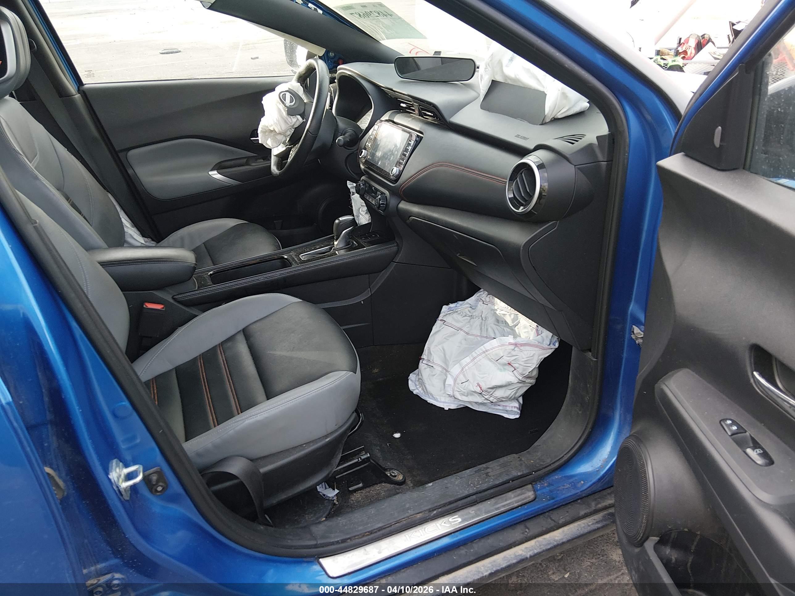NISSAN KICKS image 5