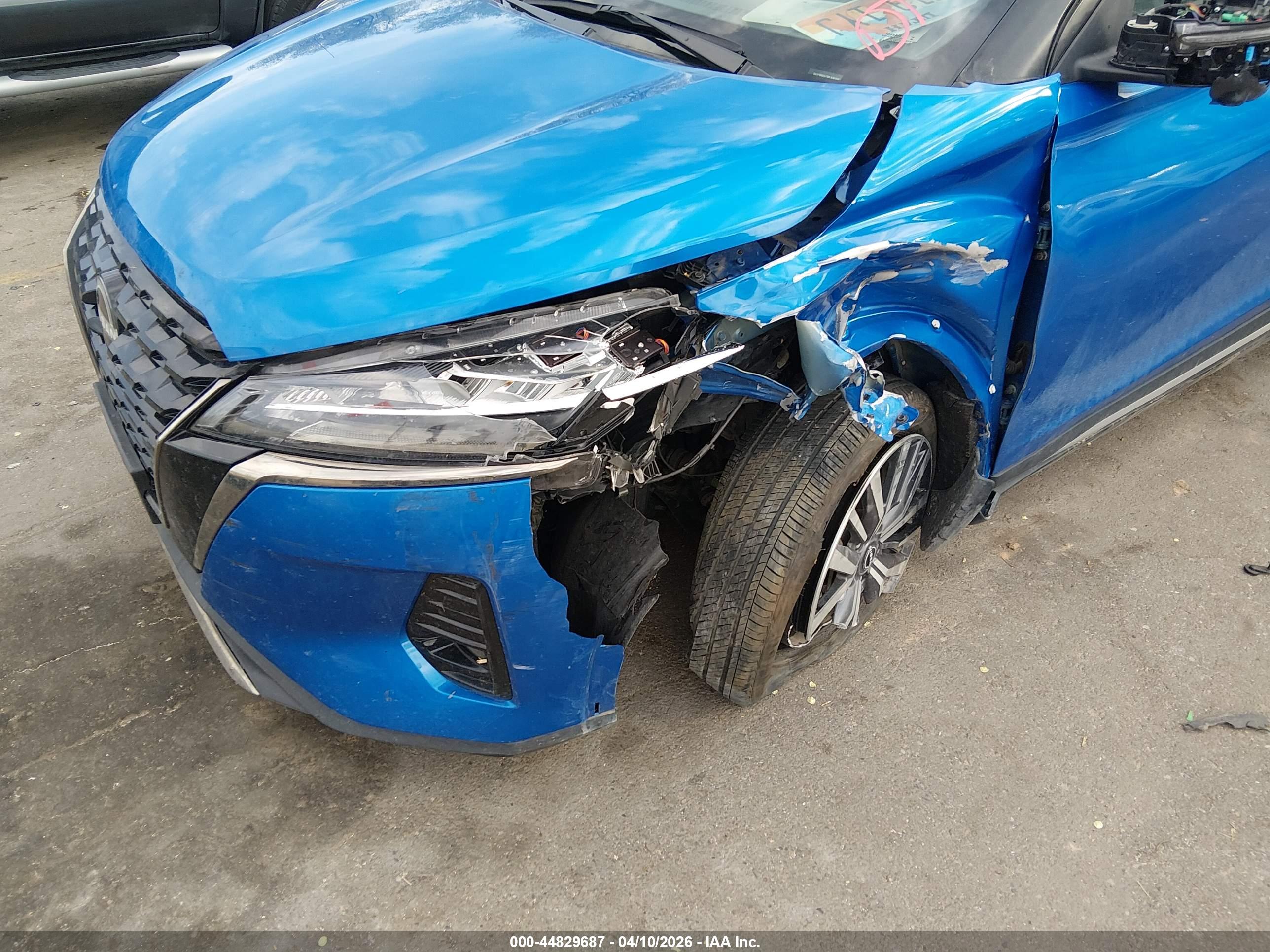 NISSAN KICKS image 6