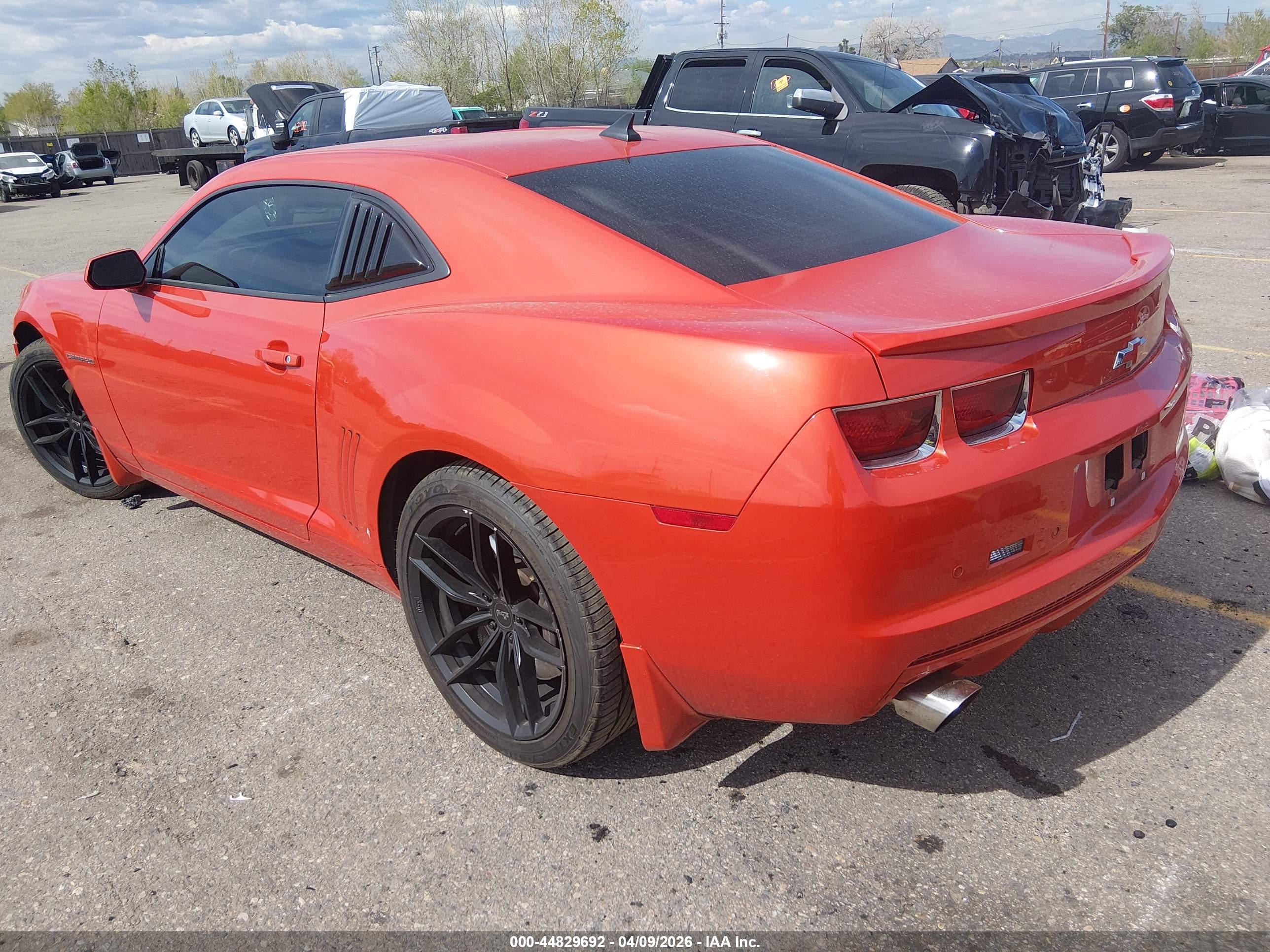 CHEVROLET CAMARO image 3