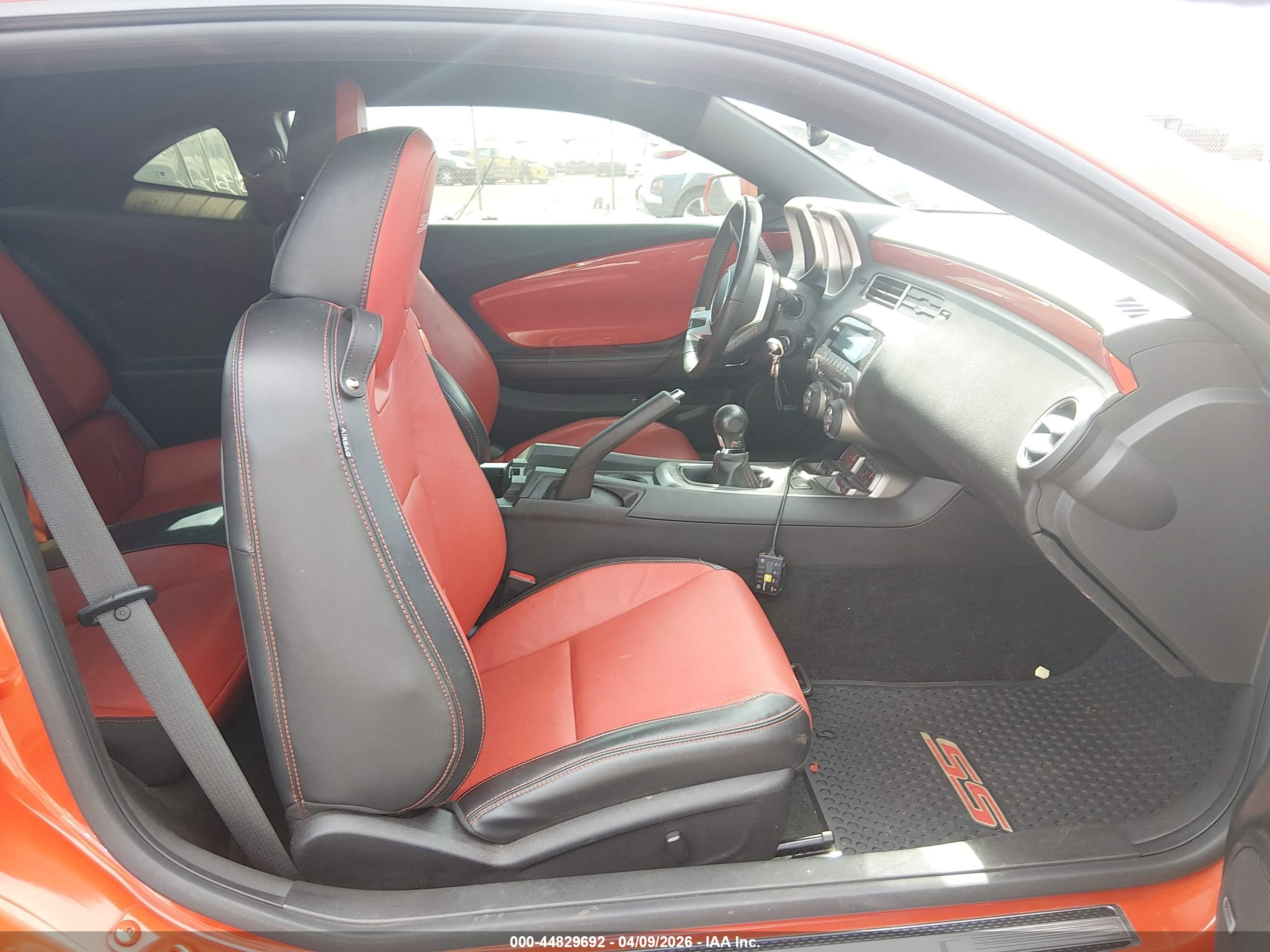 CHEVROLET CAMARO image 5